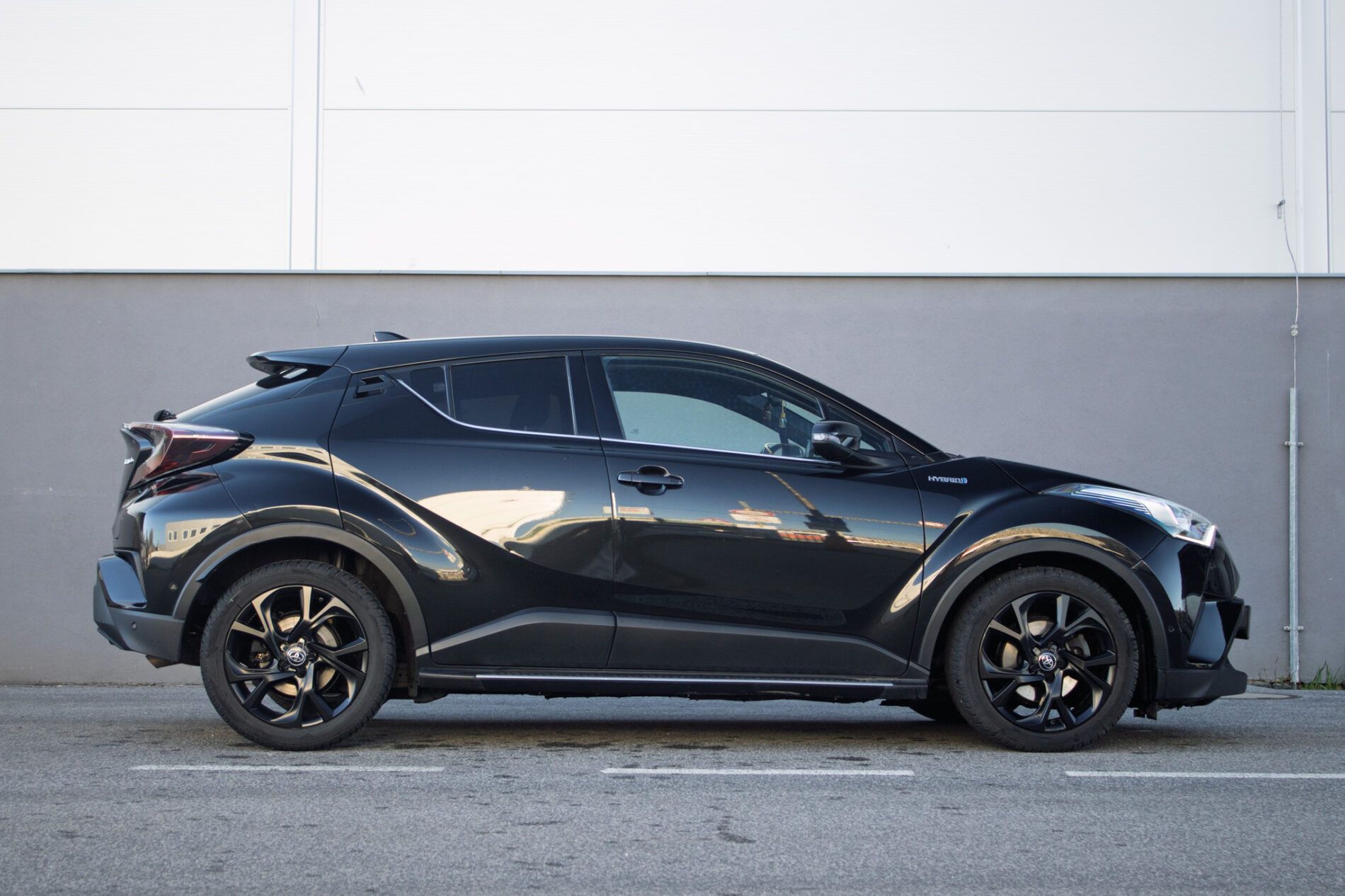 Toyota C-HR - fotka 4