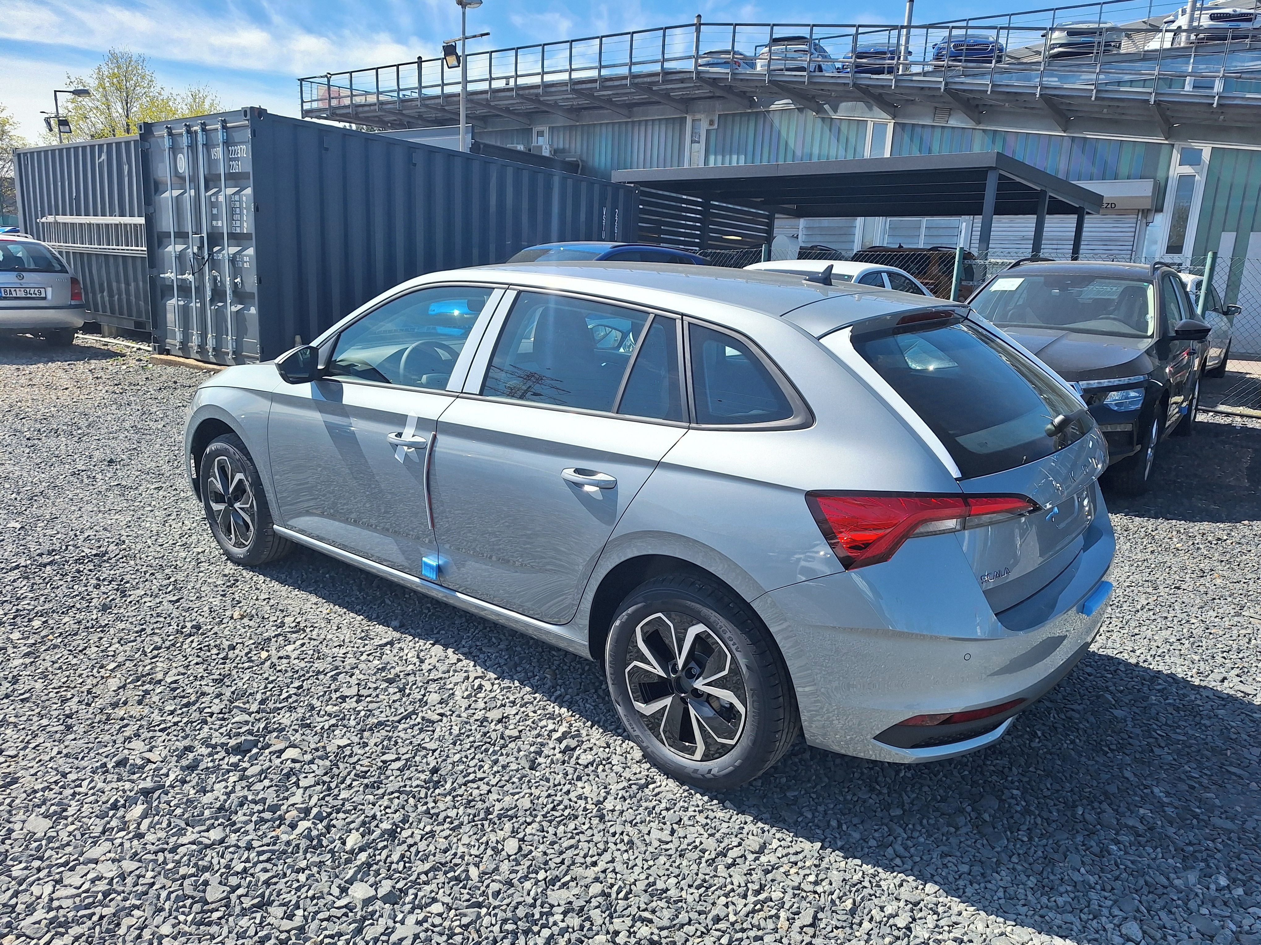 Škoda Scala, CLASSIC 1.0 TSI 70W - fotka 3