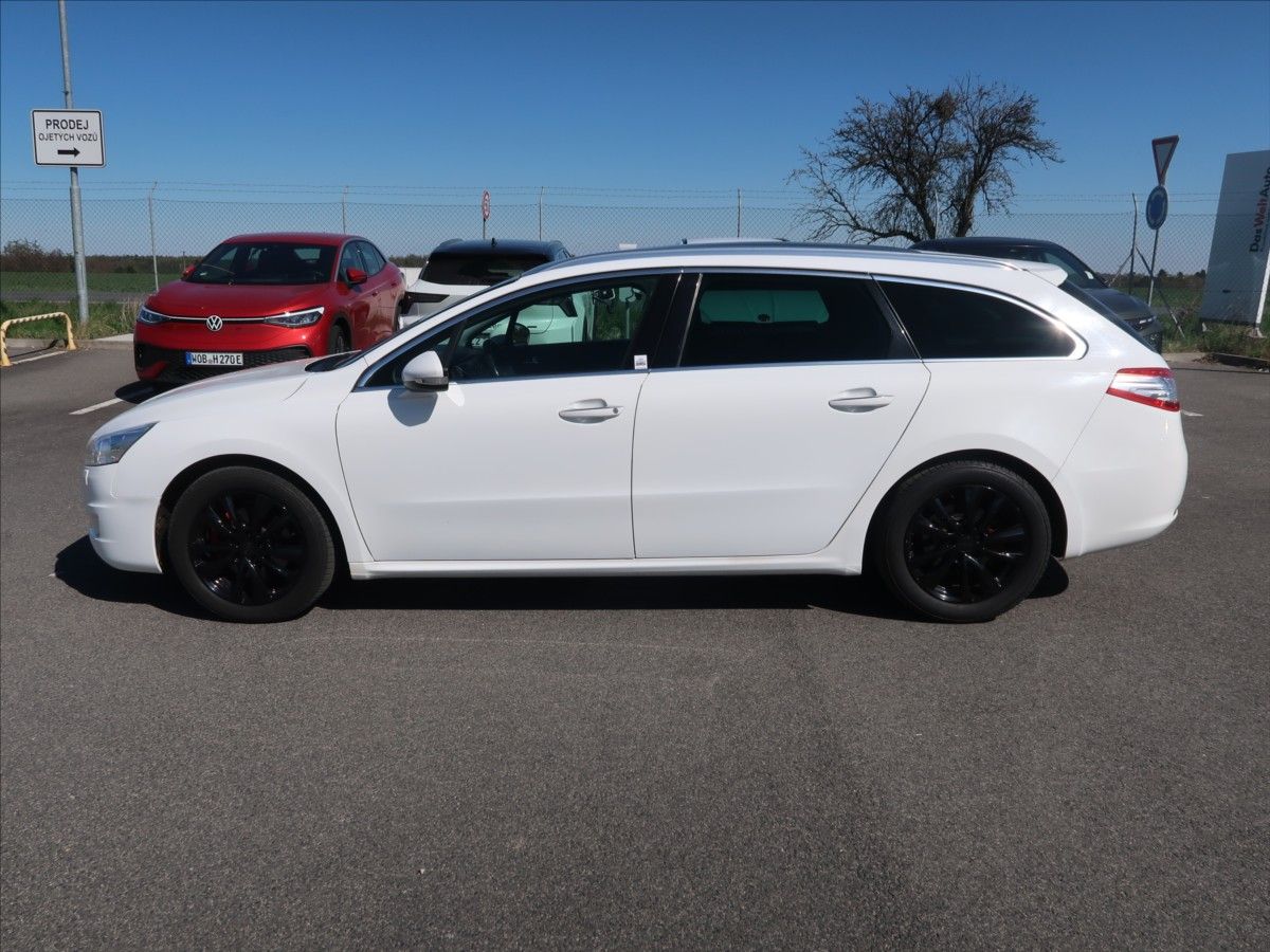 Peugeot 508, 2,0 HDi Allure PANO Head-Up - fotka 3