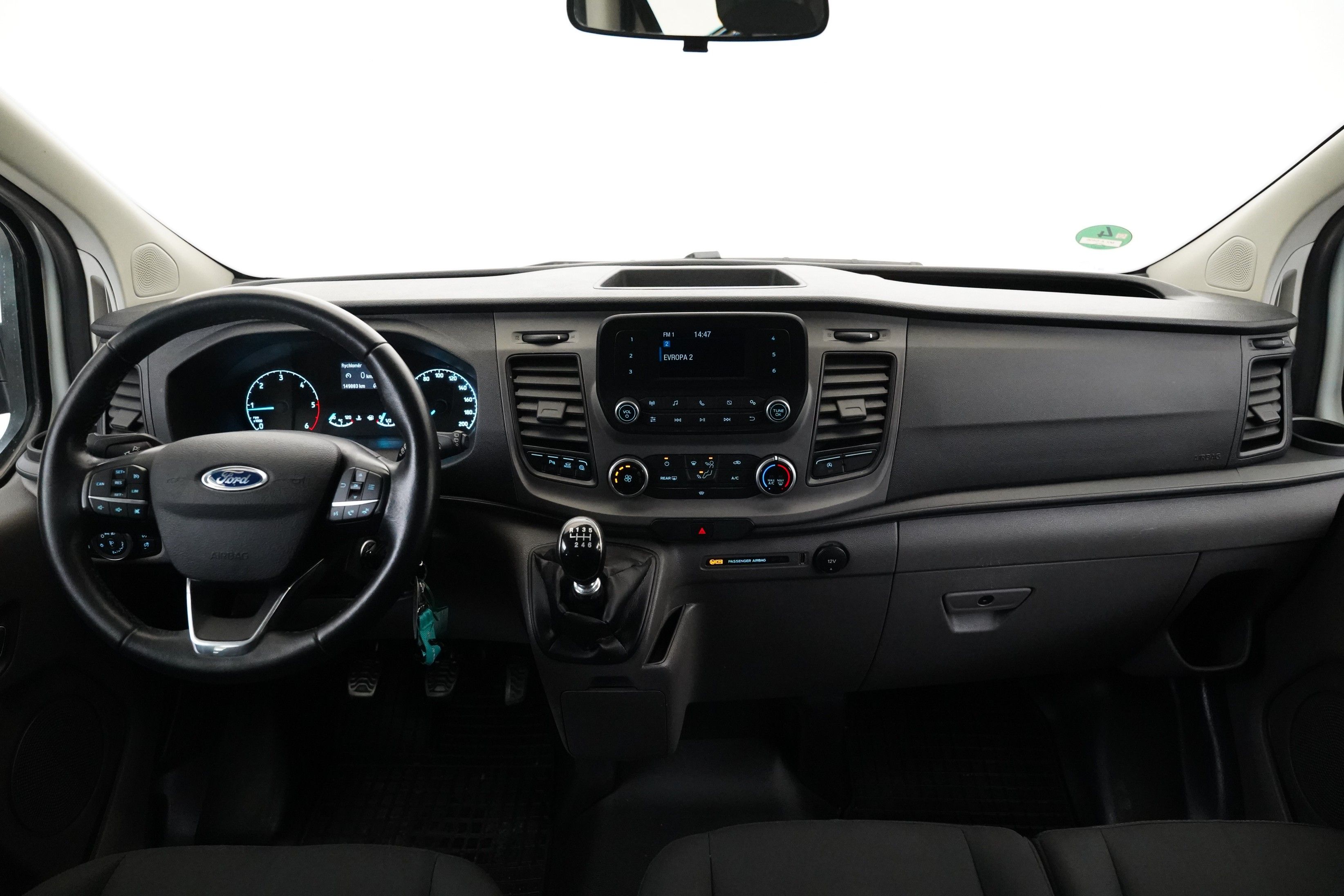 Ford Tourneo Custom, 2.0 TDCI 77 kW - fotka 5