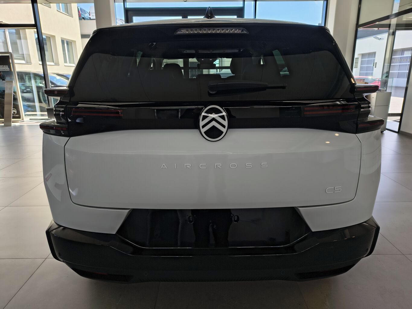 Citroën C5 Aircross, PLUS Hybrid 145k Automatic - fotka 5