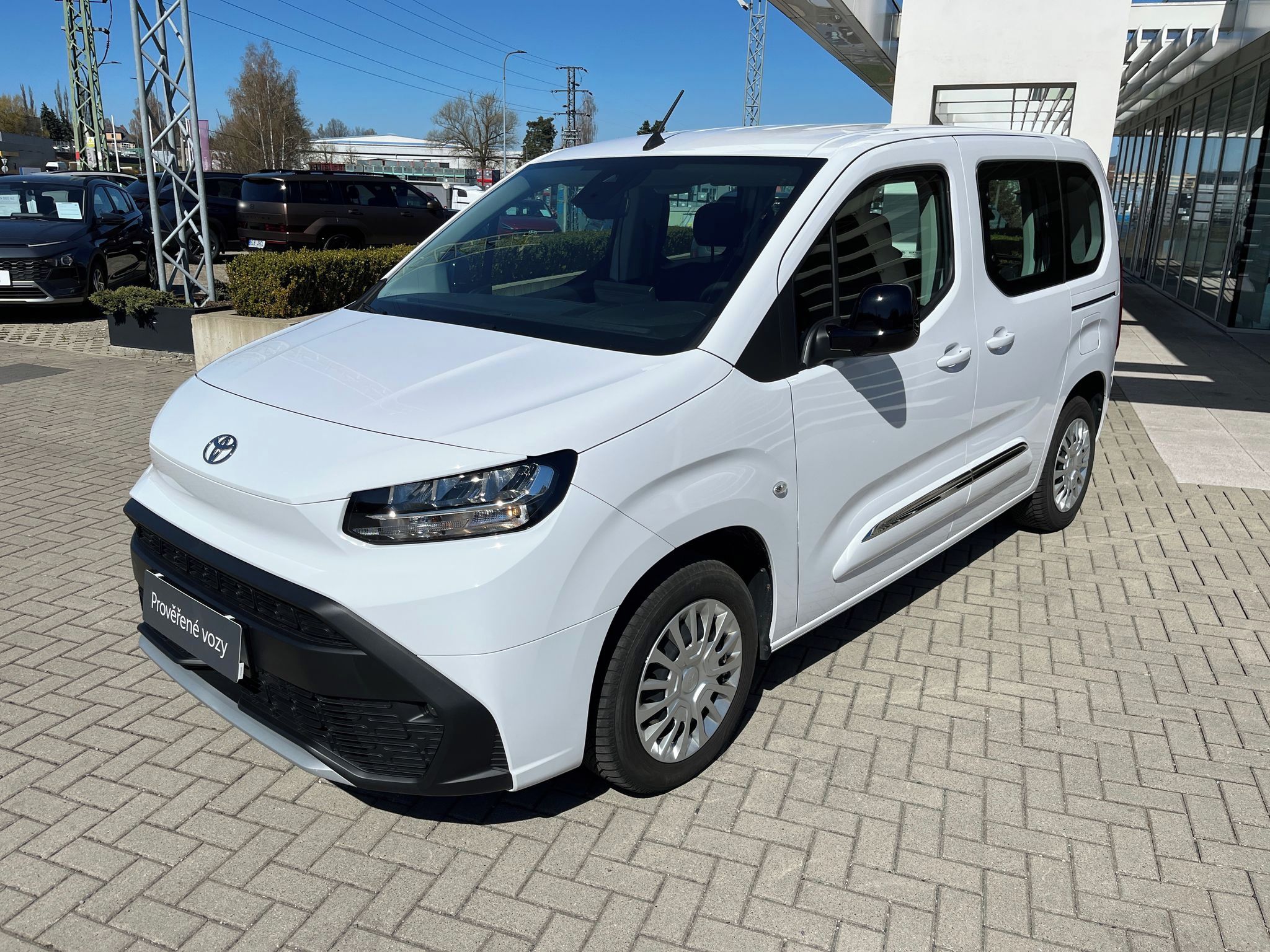 Toyota Proace City Verso, 1,5 D 100k Passenger Business - fotka 2