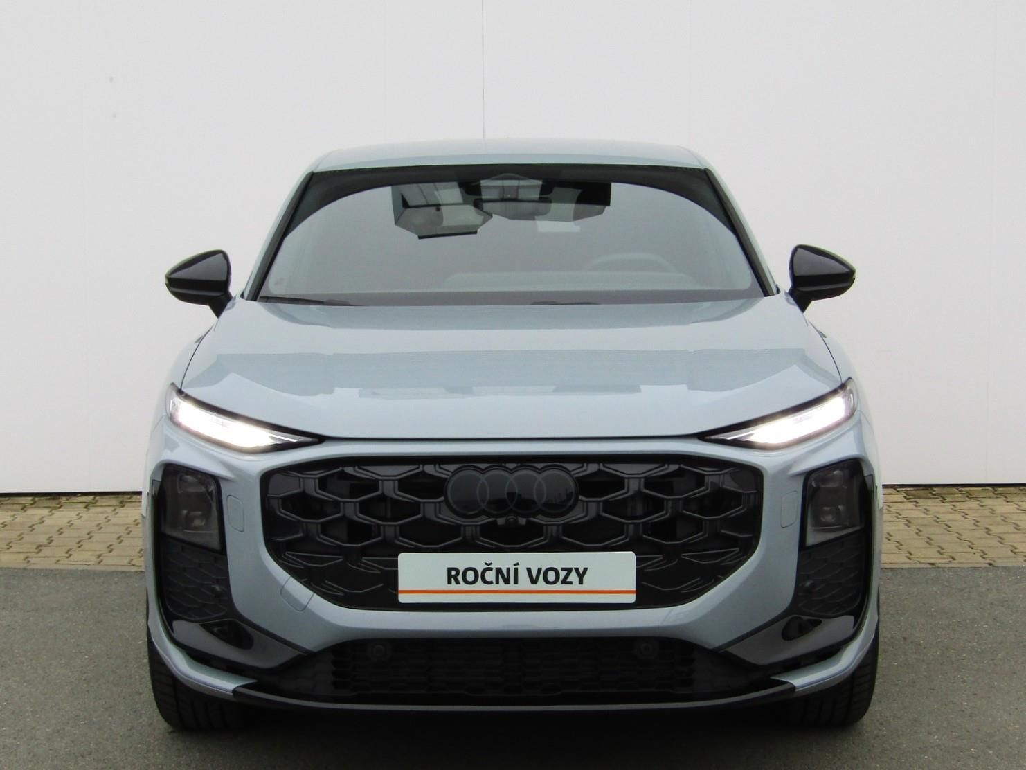Audi Q3, 2,0 TDI 110 kW - fotka 4