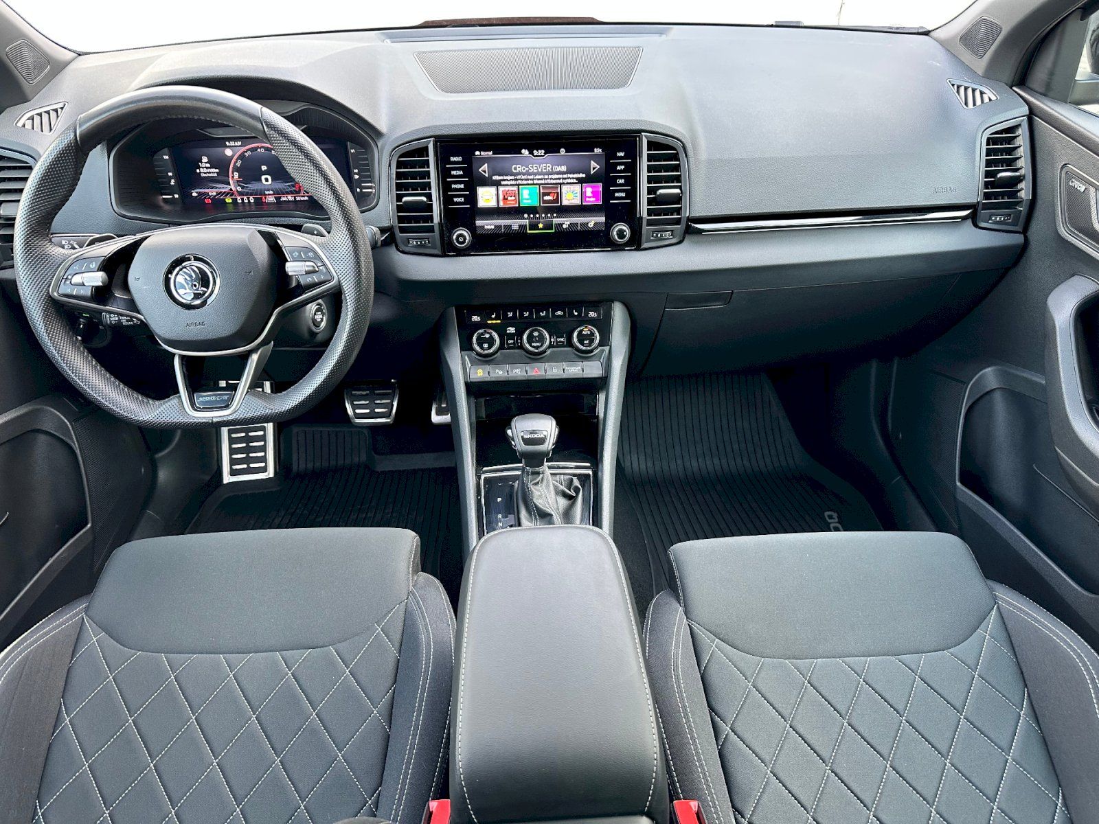 Škoda Karoq, 1.5 TSI 110kW Sportline DSG - fotka 5