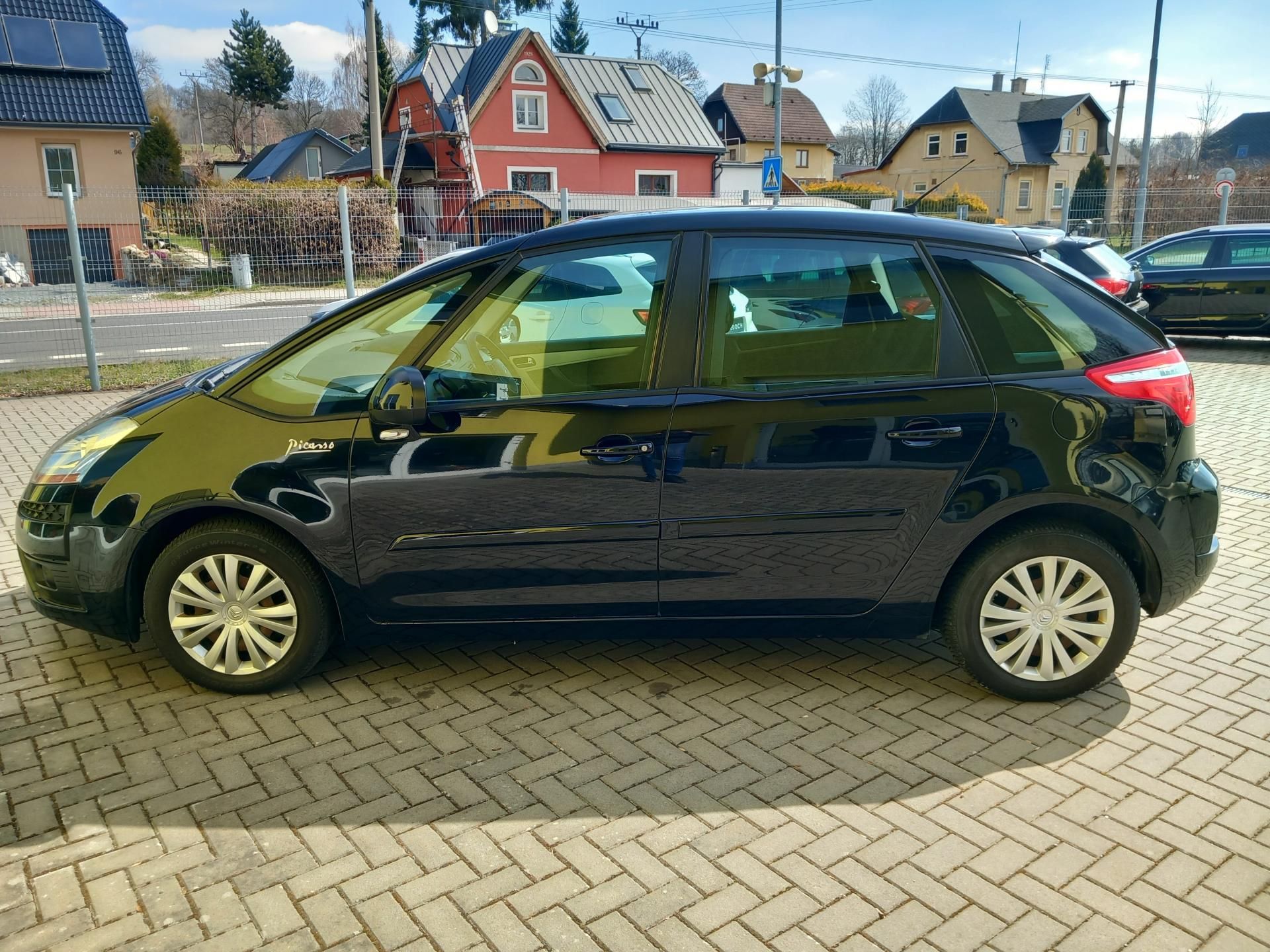 Citroën C4 Picasso, 1,6HDi SERVISKA NAVI  NOVÁ STK - fotka 4