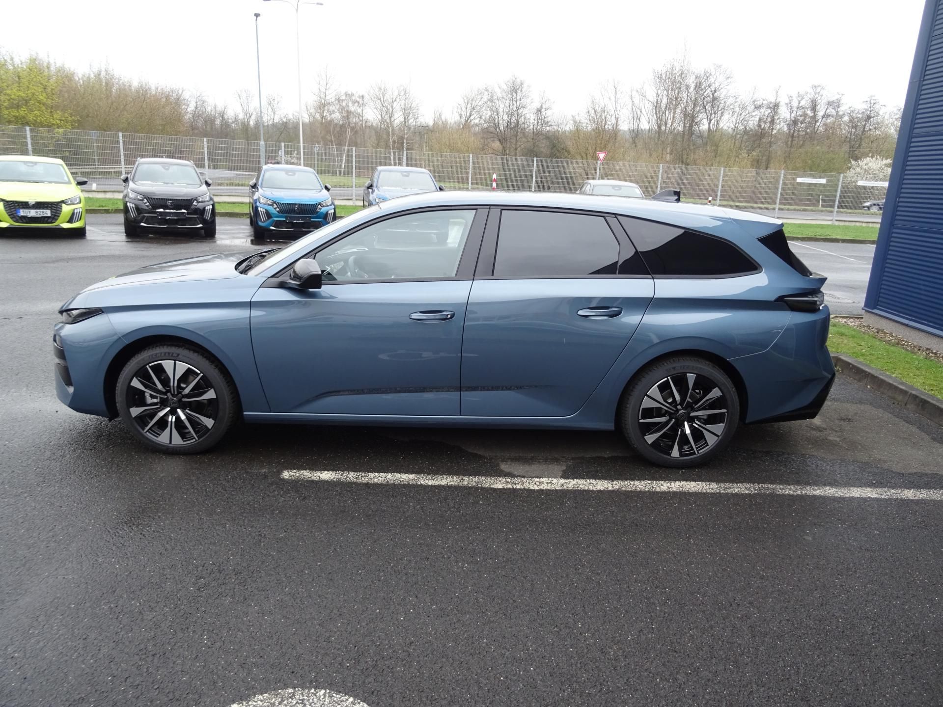 Peugeot 308, SW ALLURE BHDi 130k S&S EAT8 - fotka 4