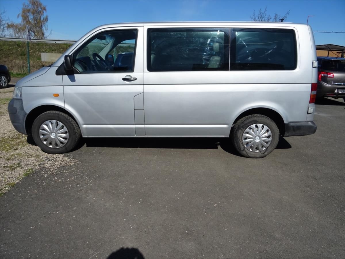 Volkswagen Caravelle, 2,5 TDi 96 Kw 9 Míst - fotka 6