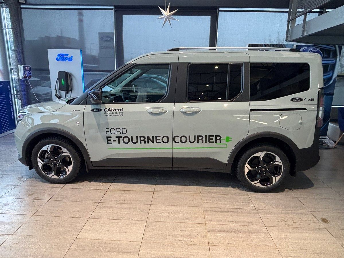 Ford Tourneo Courier, Active L1, 43 kWh Elektromotor - fotka 3