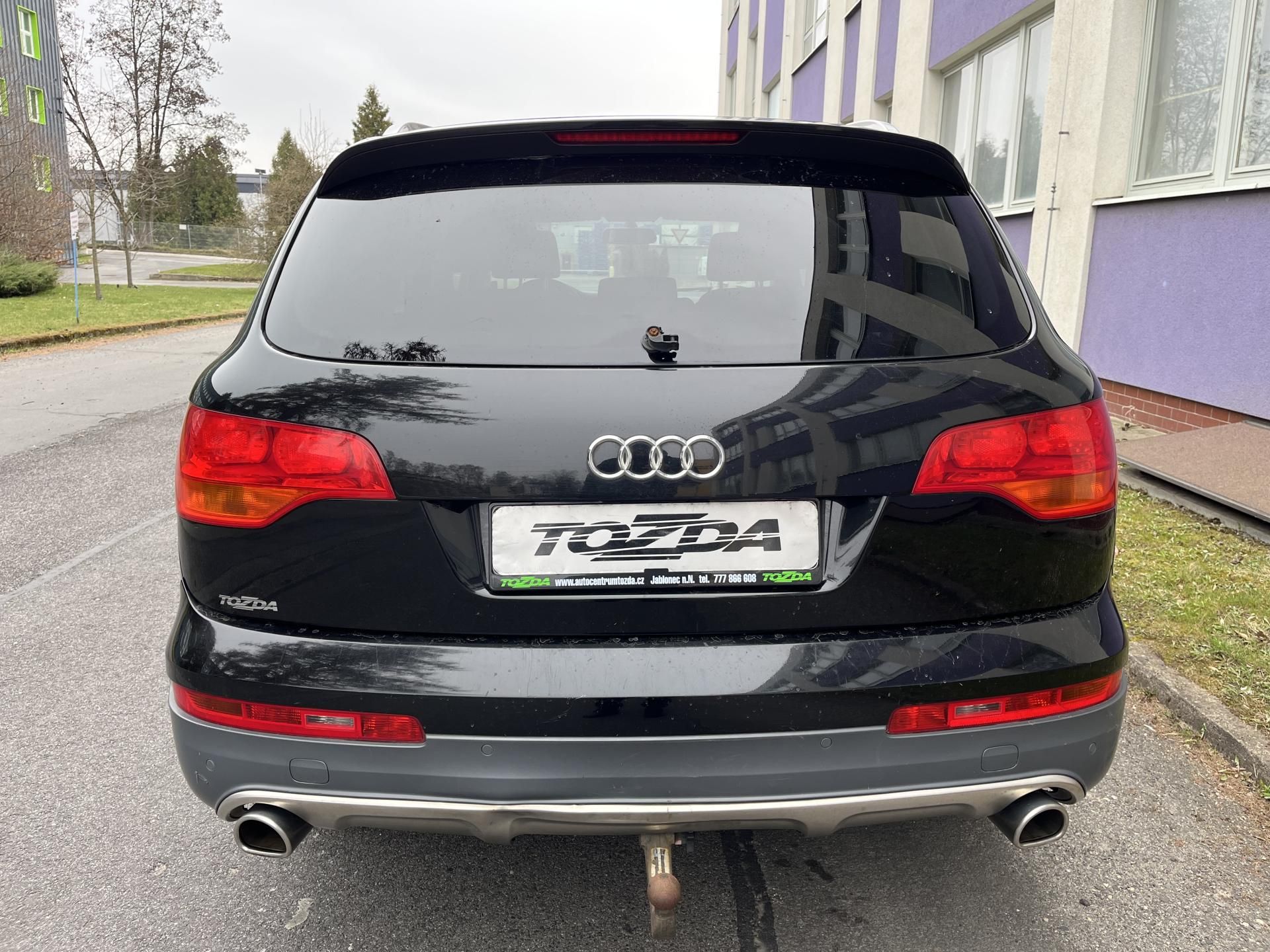 Audi Q7, 3,0 TDI V6 Quattro - fotka 4