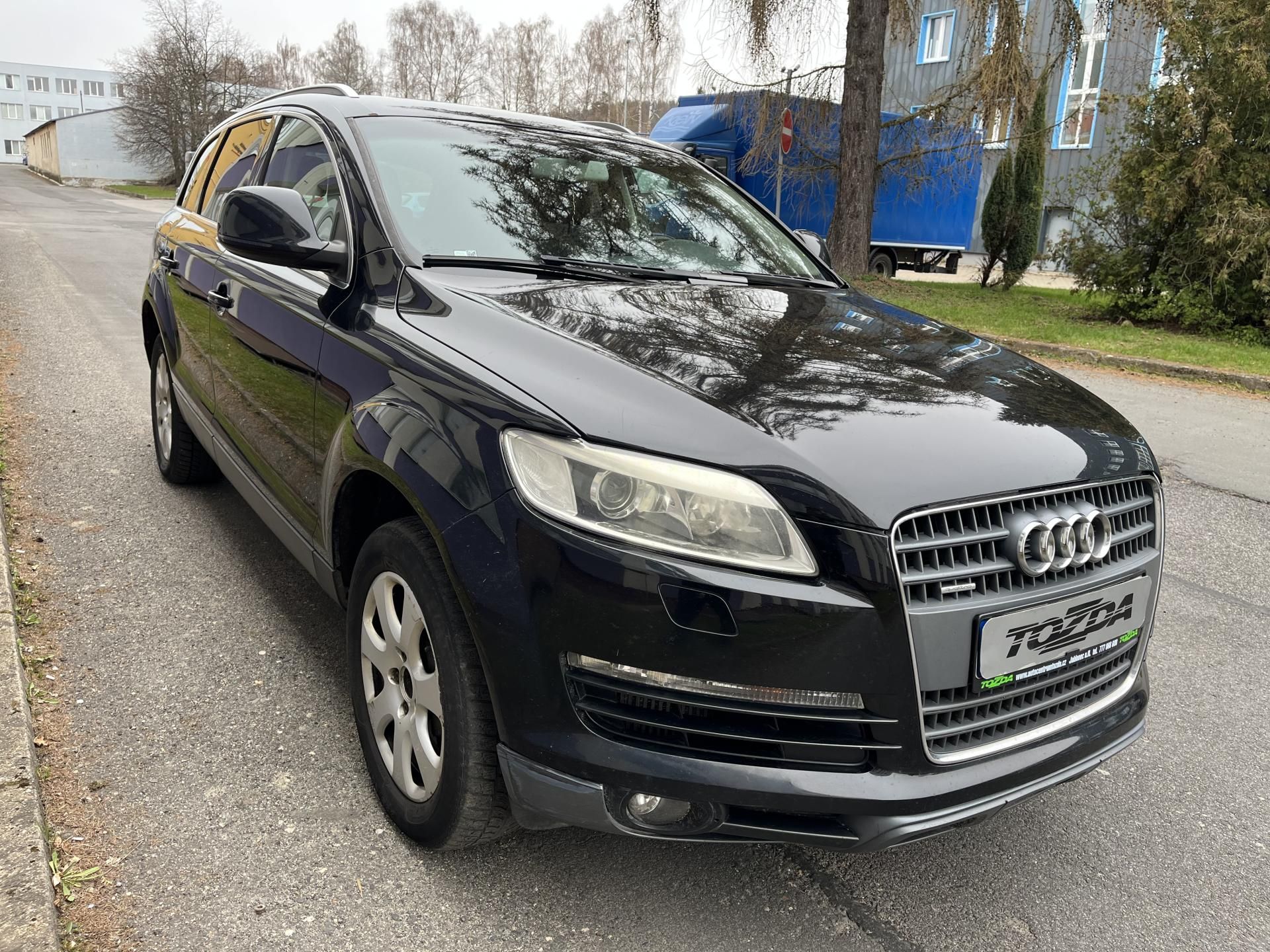 Audi Q7, 3,0 TDI V6 Quattro - fotka 6