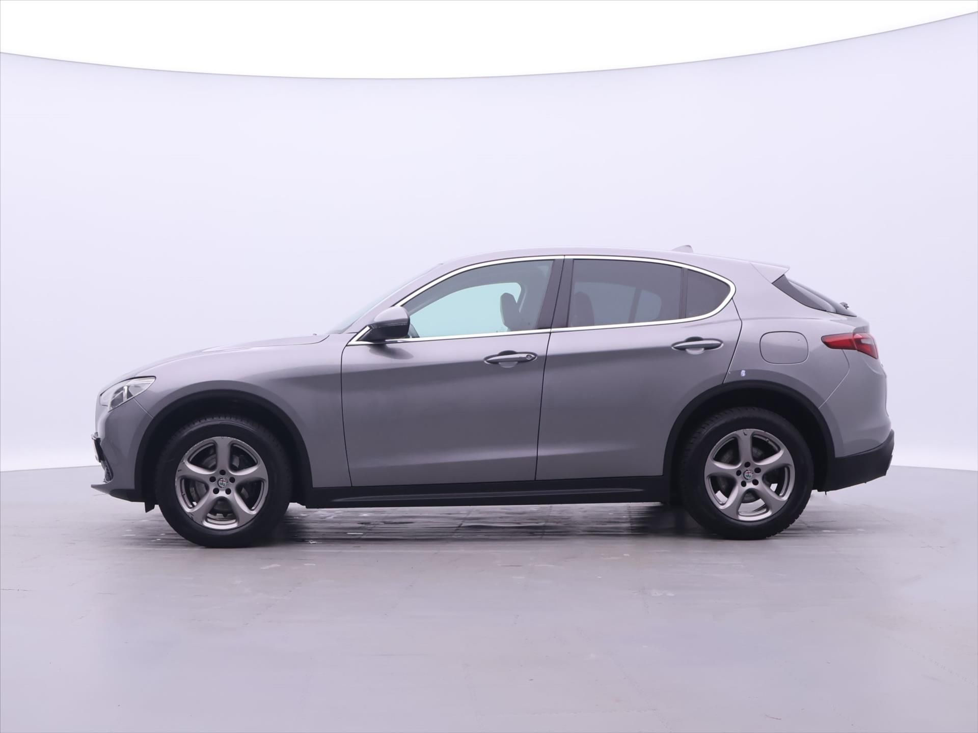 Alfa Romeo Stelvio, 2,0 TBi 148kW Aut. Q4 Super - fotka 4