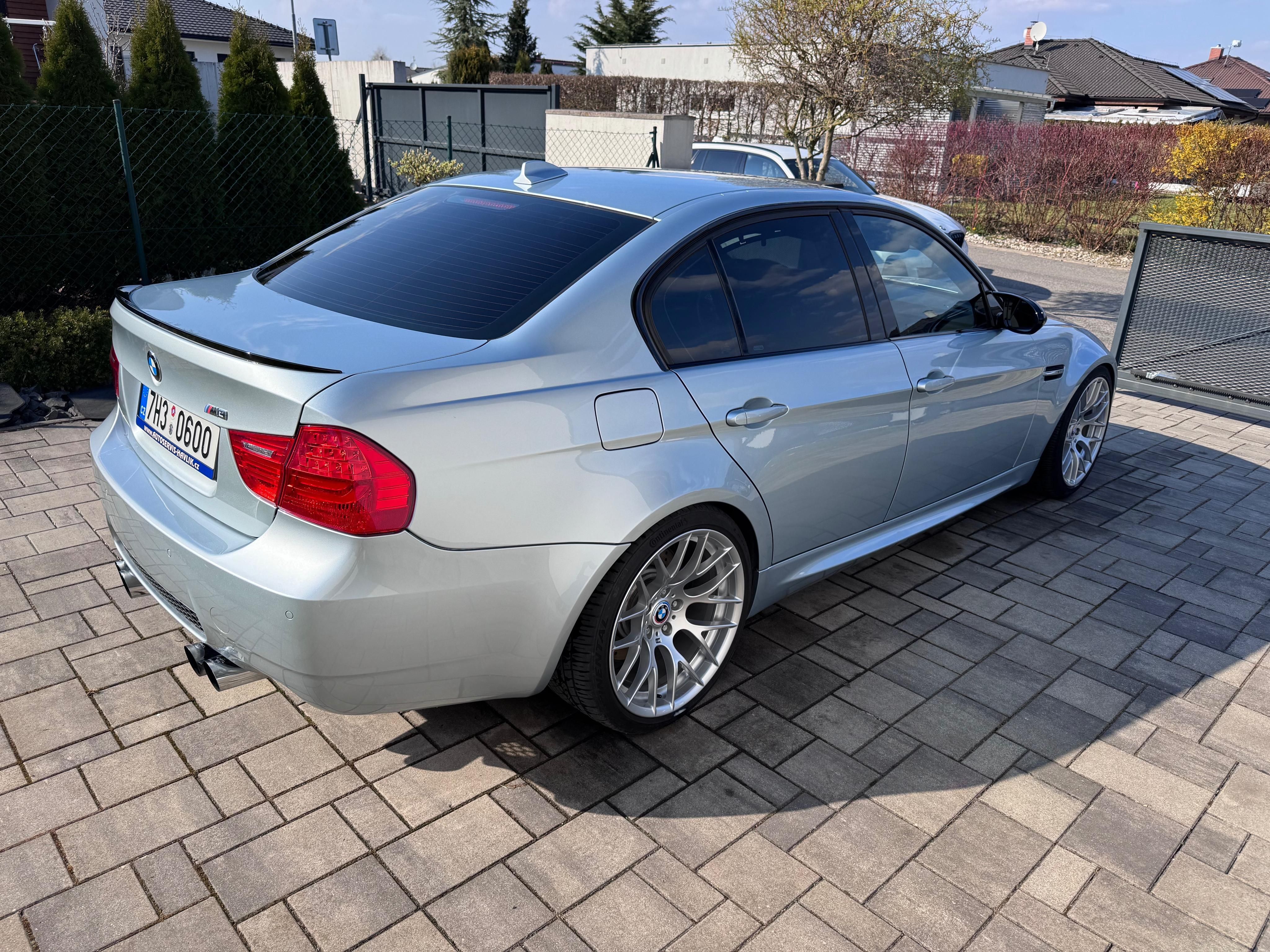 BMW M3 - fotka 3