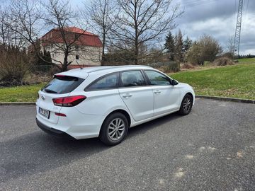 "1.6 CRDI - servisováno"