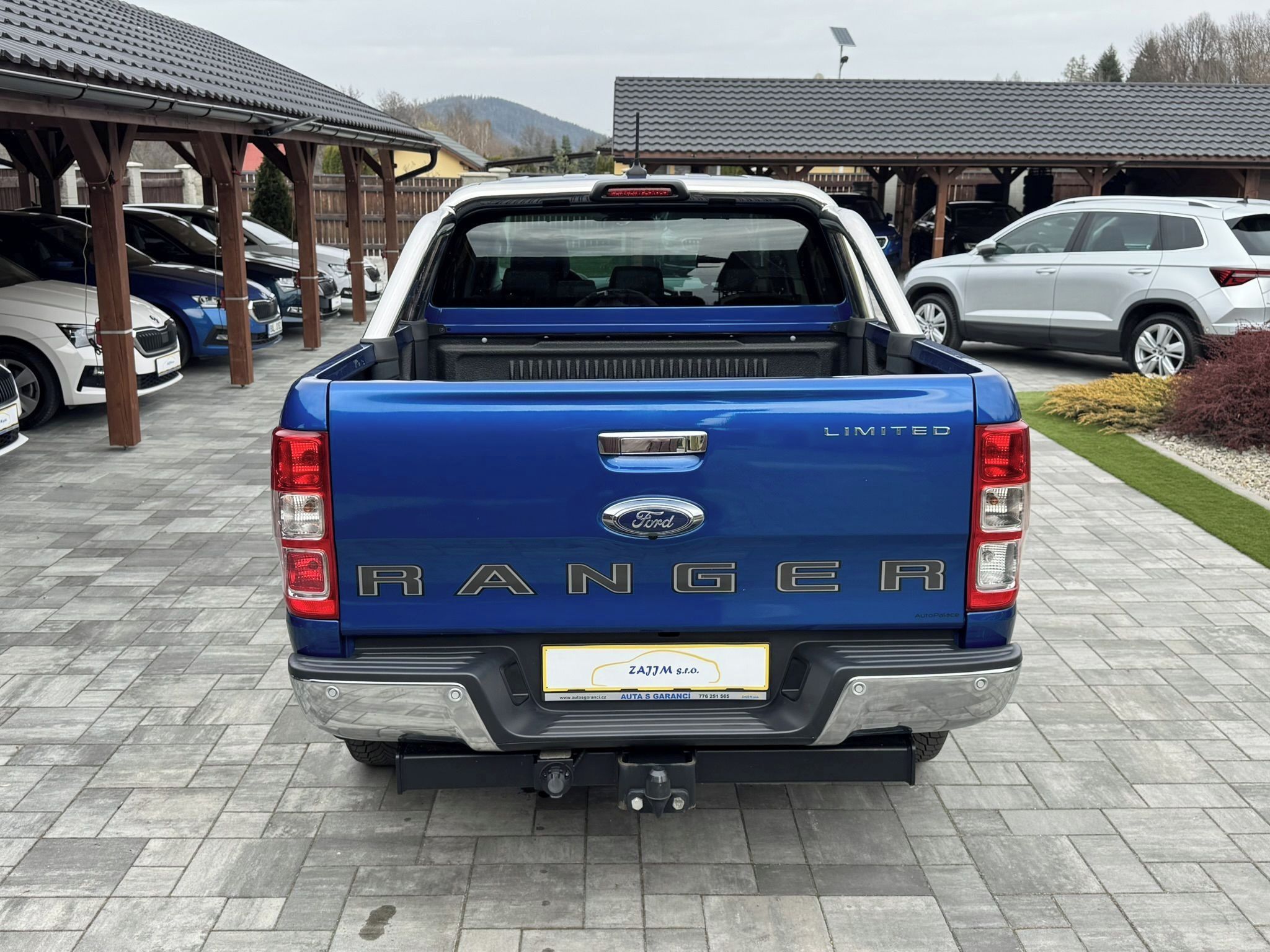 Ford Ranger, Limited 157kw + tažné z. - fotka 6
