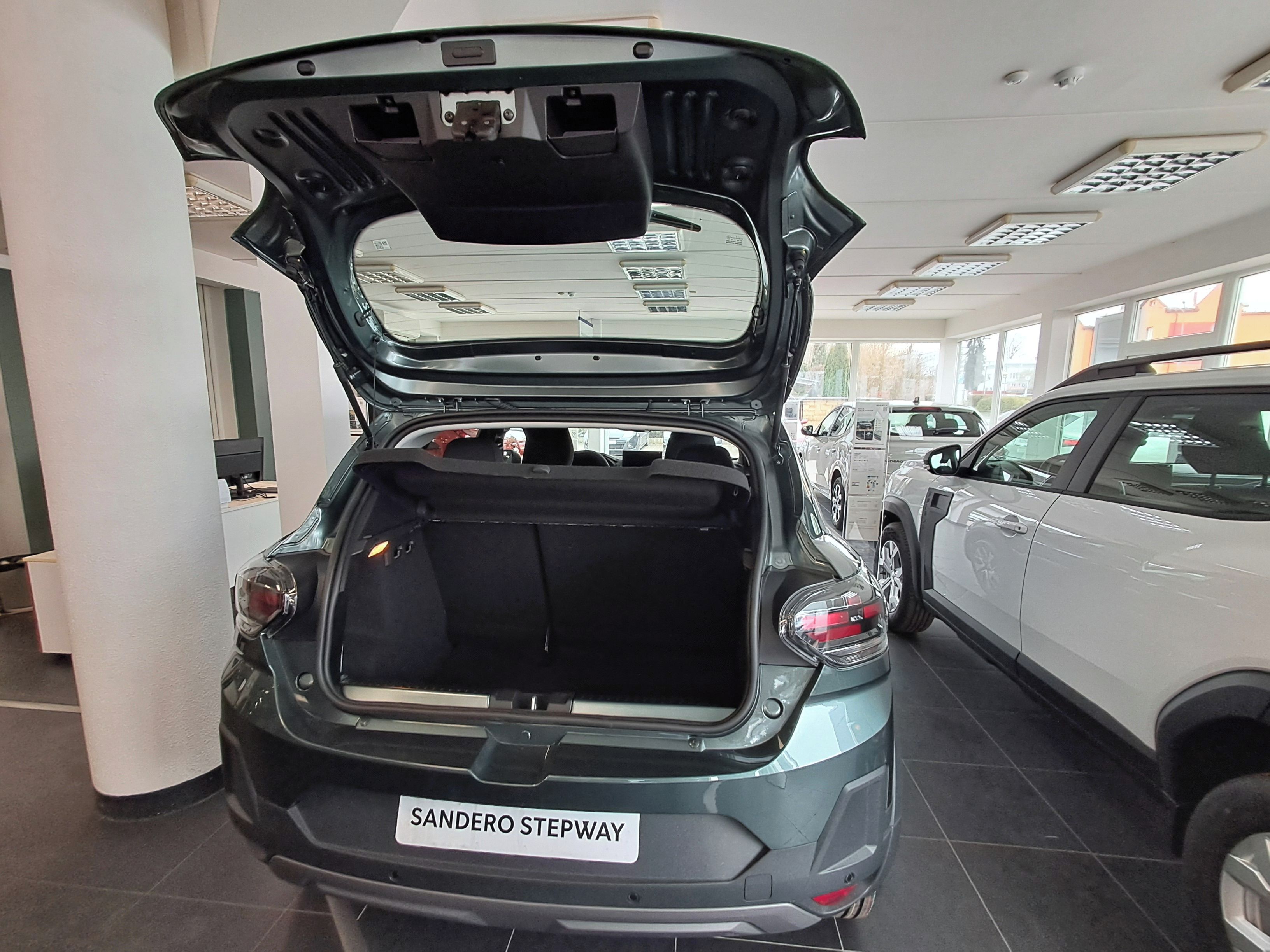Dacia Sandero, Stepway 1.0_TCe 110 Expression - fotka 6