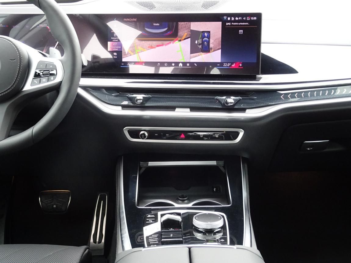 BMW X5, xDrive30d - fotka 6