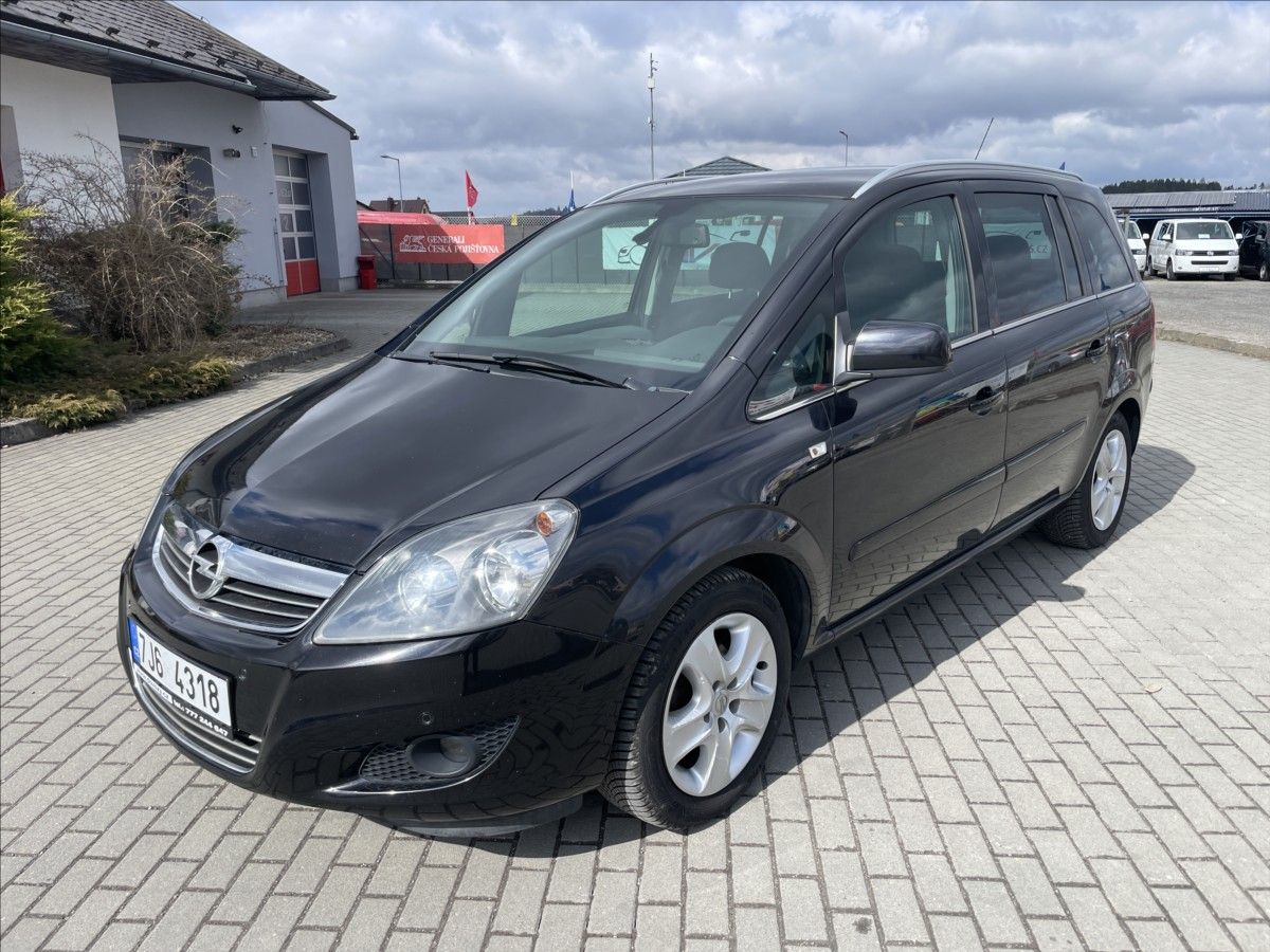 Opel Zafira, 1,6 i 16V 85kw 7míst Tažné TOP