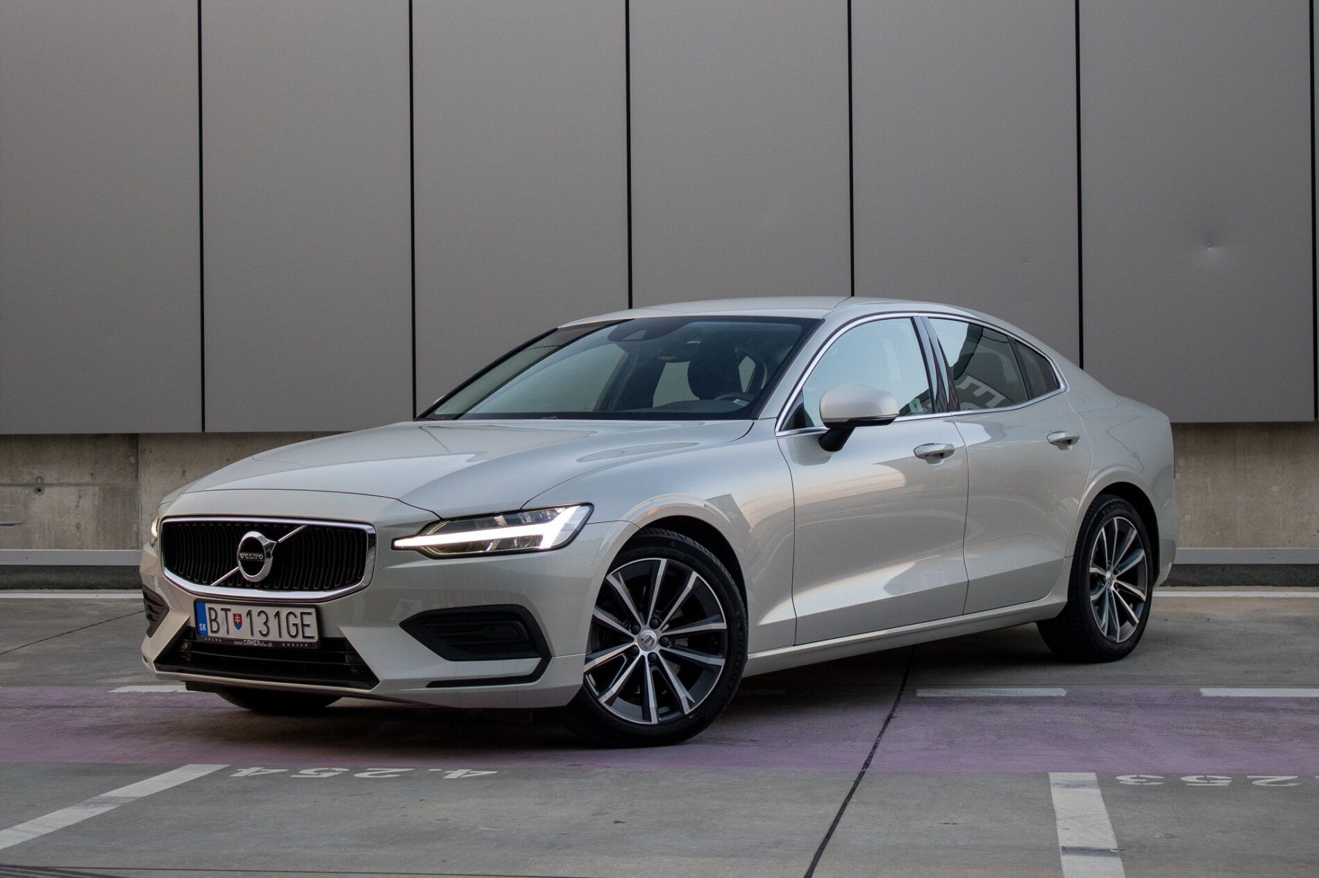 Volvo S60 - fotka 2