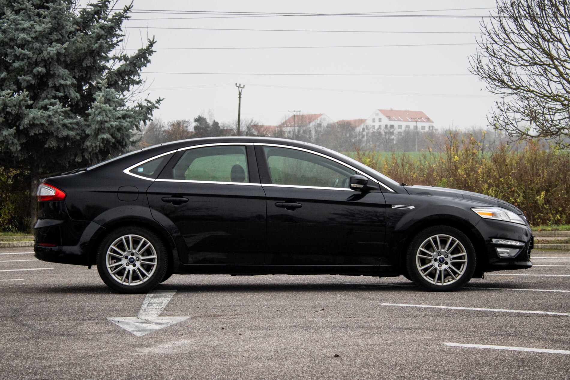 Ford Mondeo - fotka 4