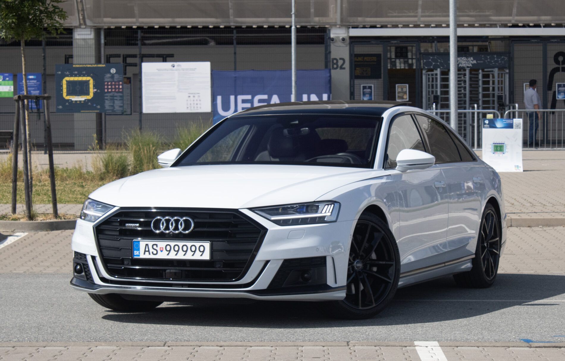 Audi A8