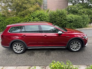 VW Passat - Altrack