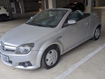 Opel tigra 1.8i