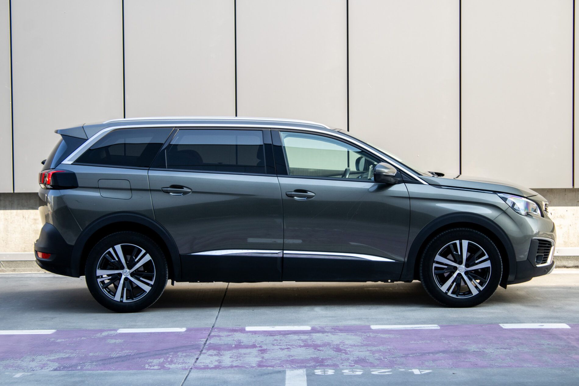 Peugeot 5008 - fotka 4