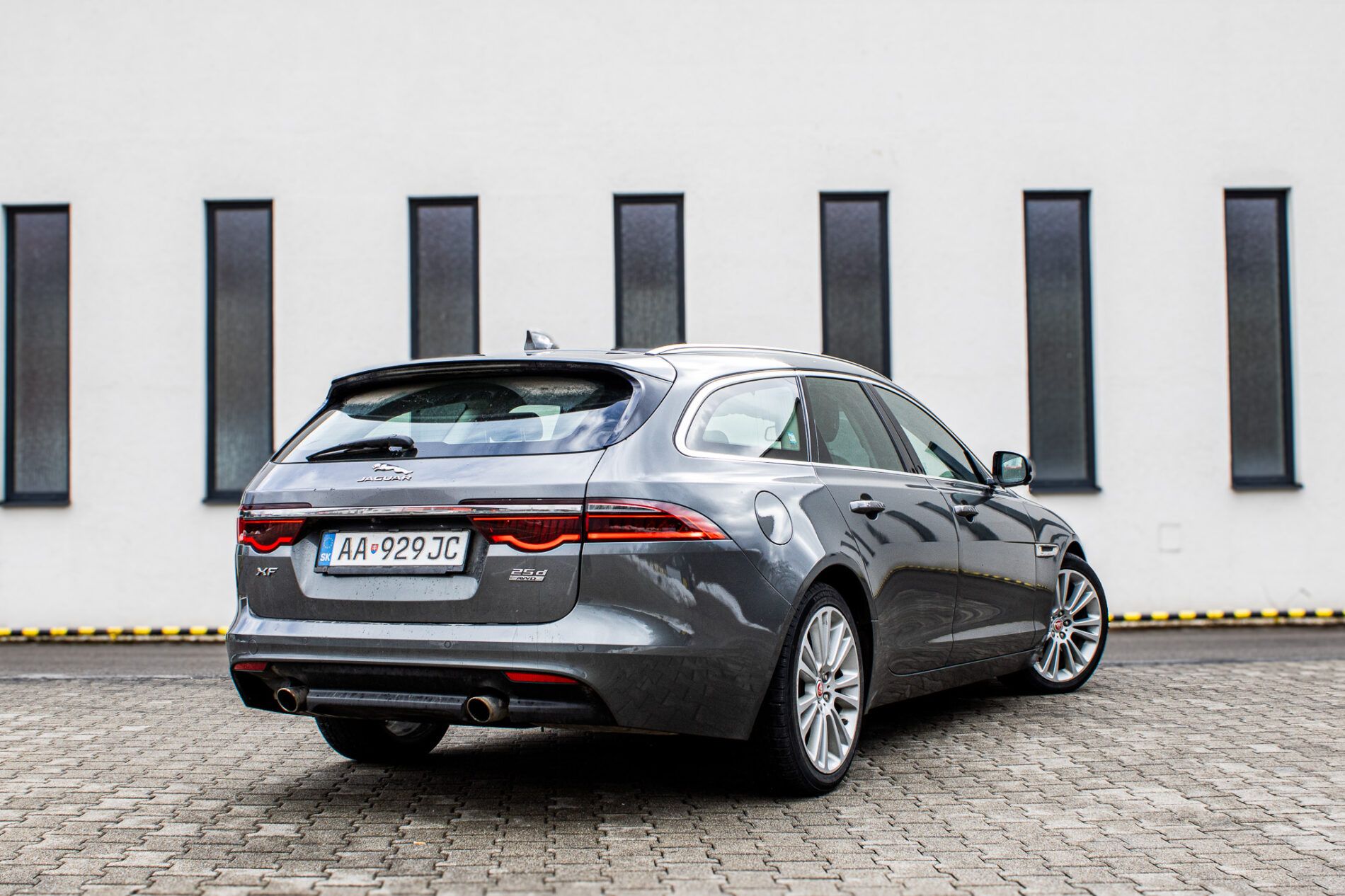 Jaguar XF - fotka 5