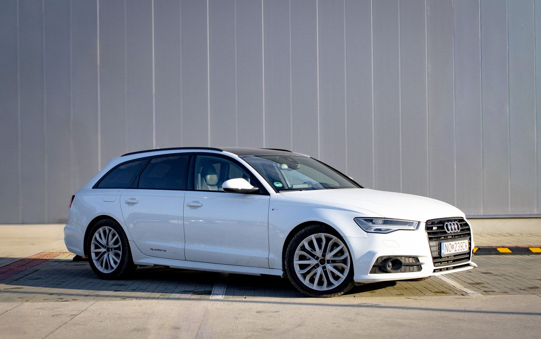 Audi A6 Avant - fotka 4