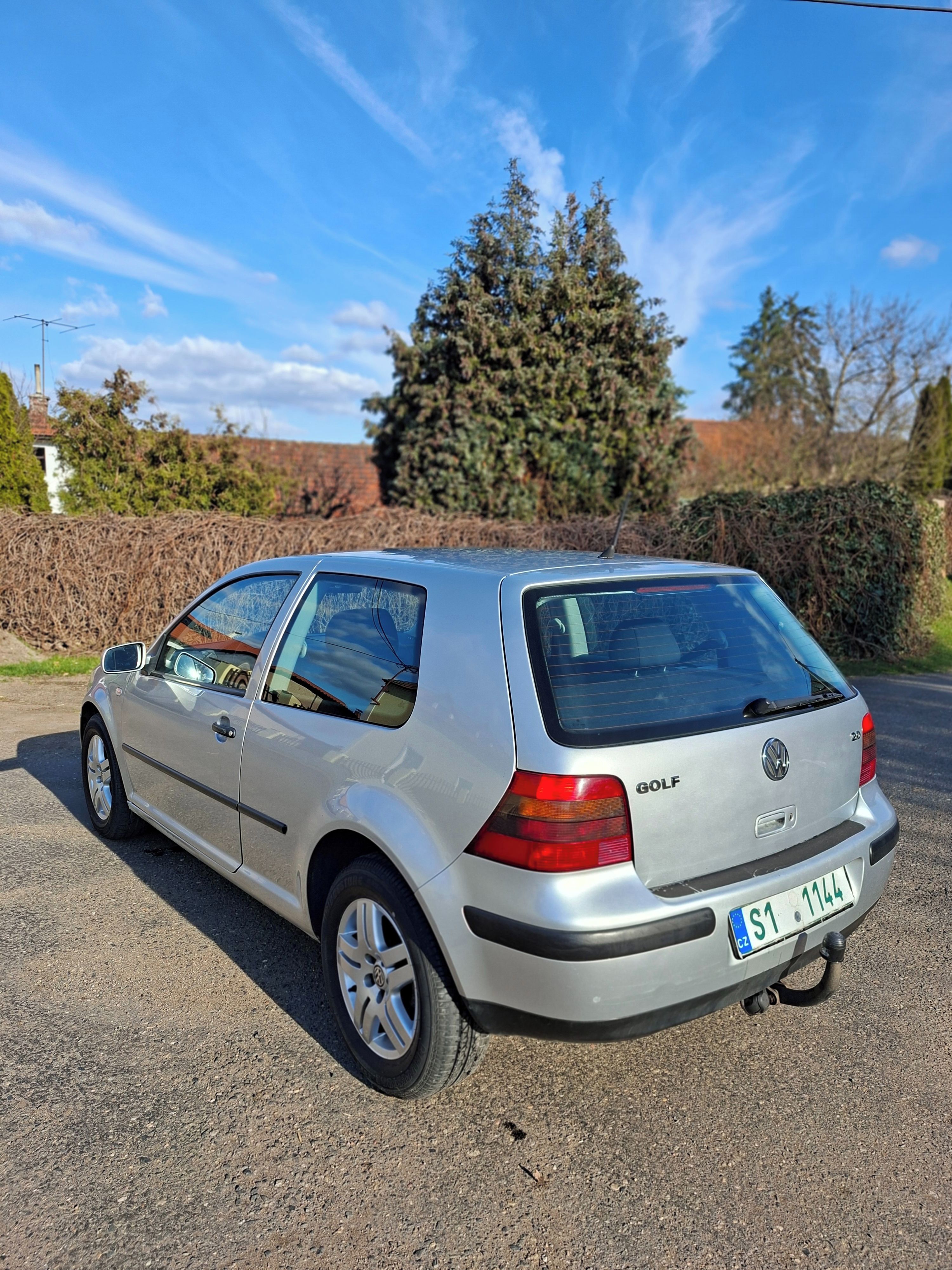 Volkswagen Golf, 2.0i 85kw - fotka 3