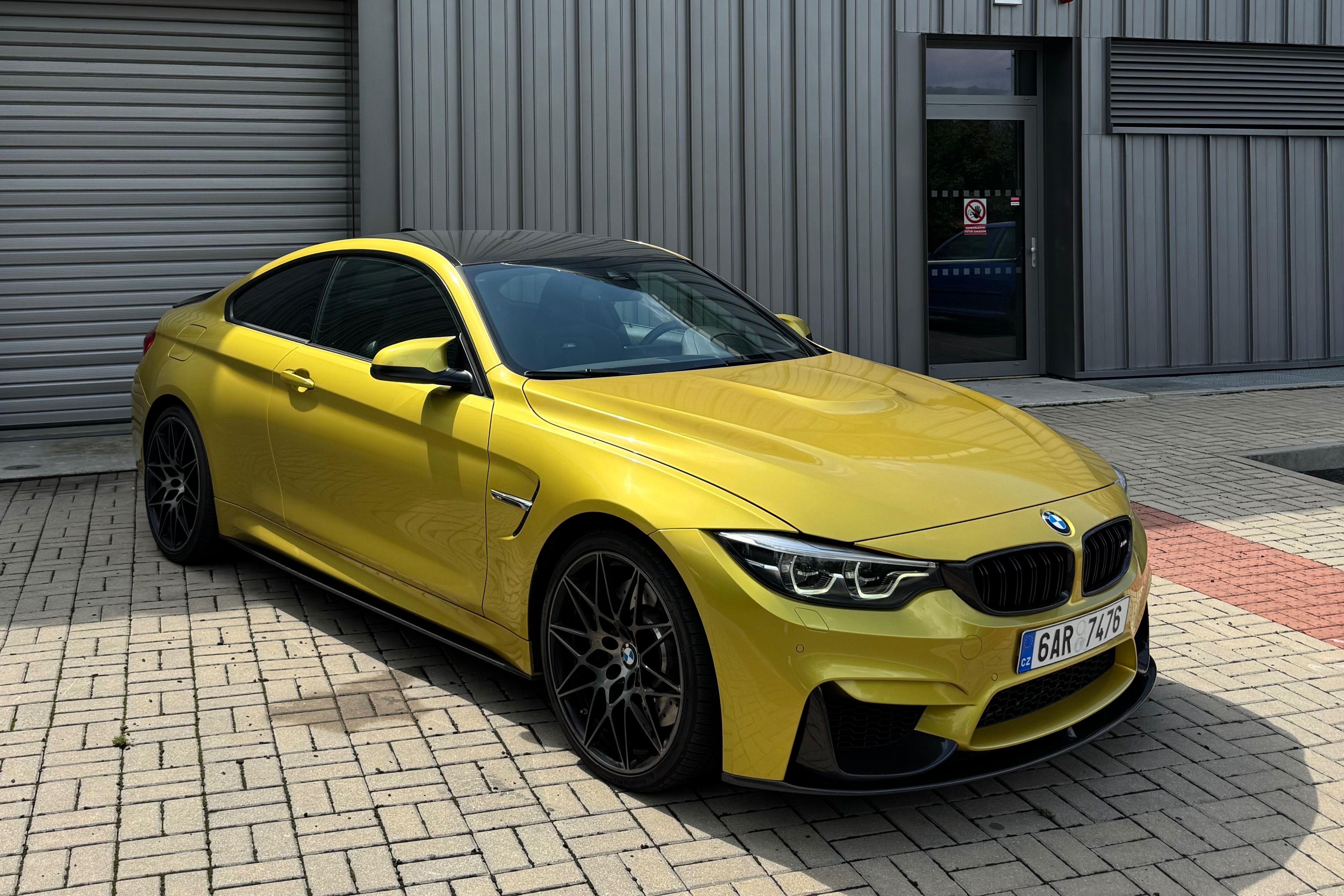 BMW M4, BMW M4 LCI (DPH), 2017, HeadUP