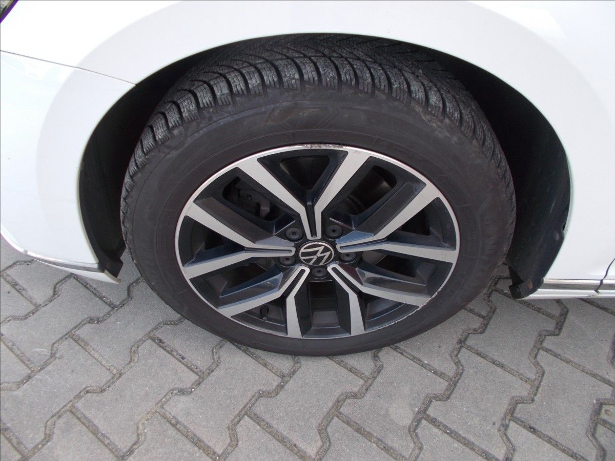 Volkswagen Passat, 2,0 TSI DSG 140 kW ČR 1.MAJITE - fotka 5