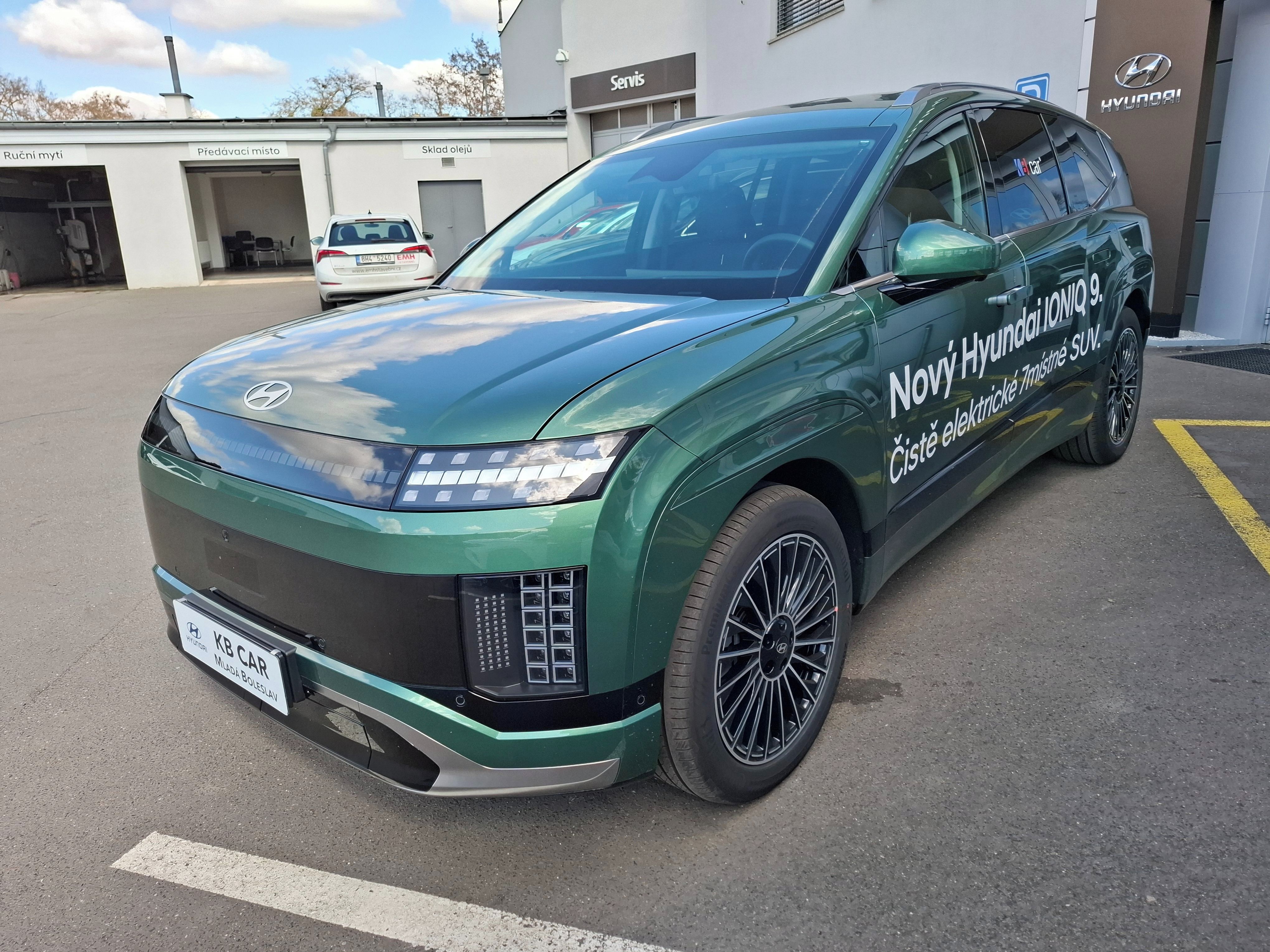 Hyundai Ioniq 9, 110kWh 226kW 7S CALLIGRAPH 4x4 - fotka 3
