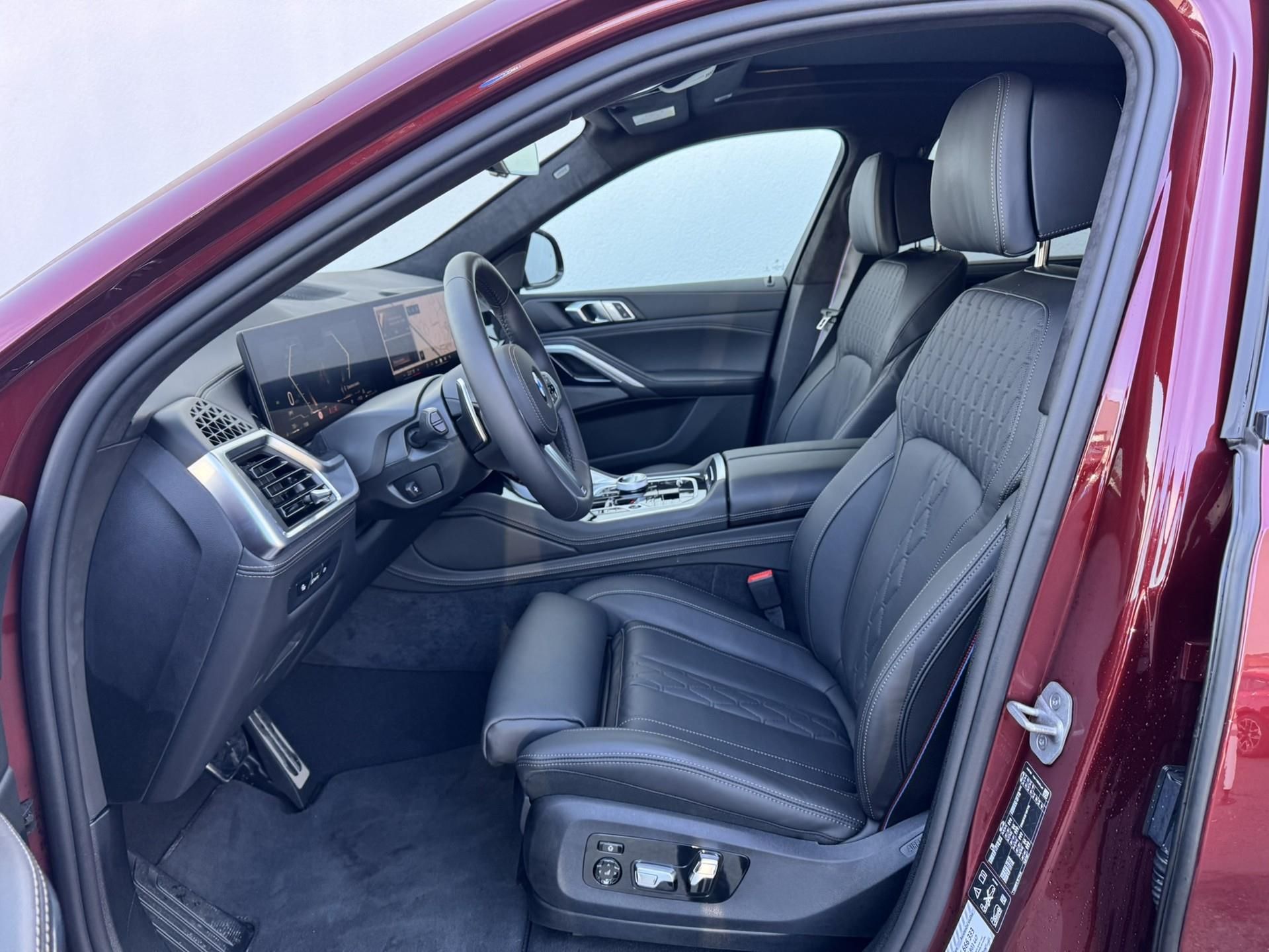 BMW X6, X6 xDrive30d Mpaket - fotka 6