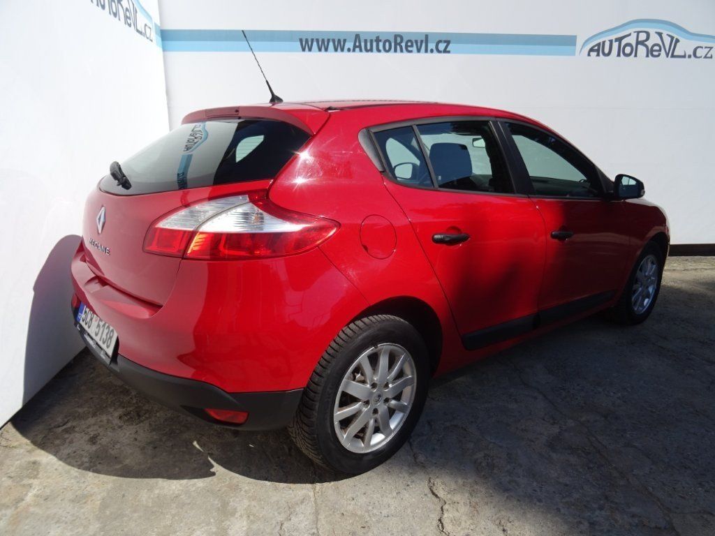 Renault Mégane, 1.6i,74kW,NovéČR,s.kniha - fotka 4