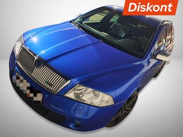RS 2.0 TDI, Kožené sedačky