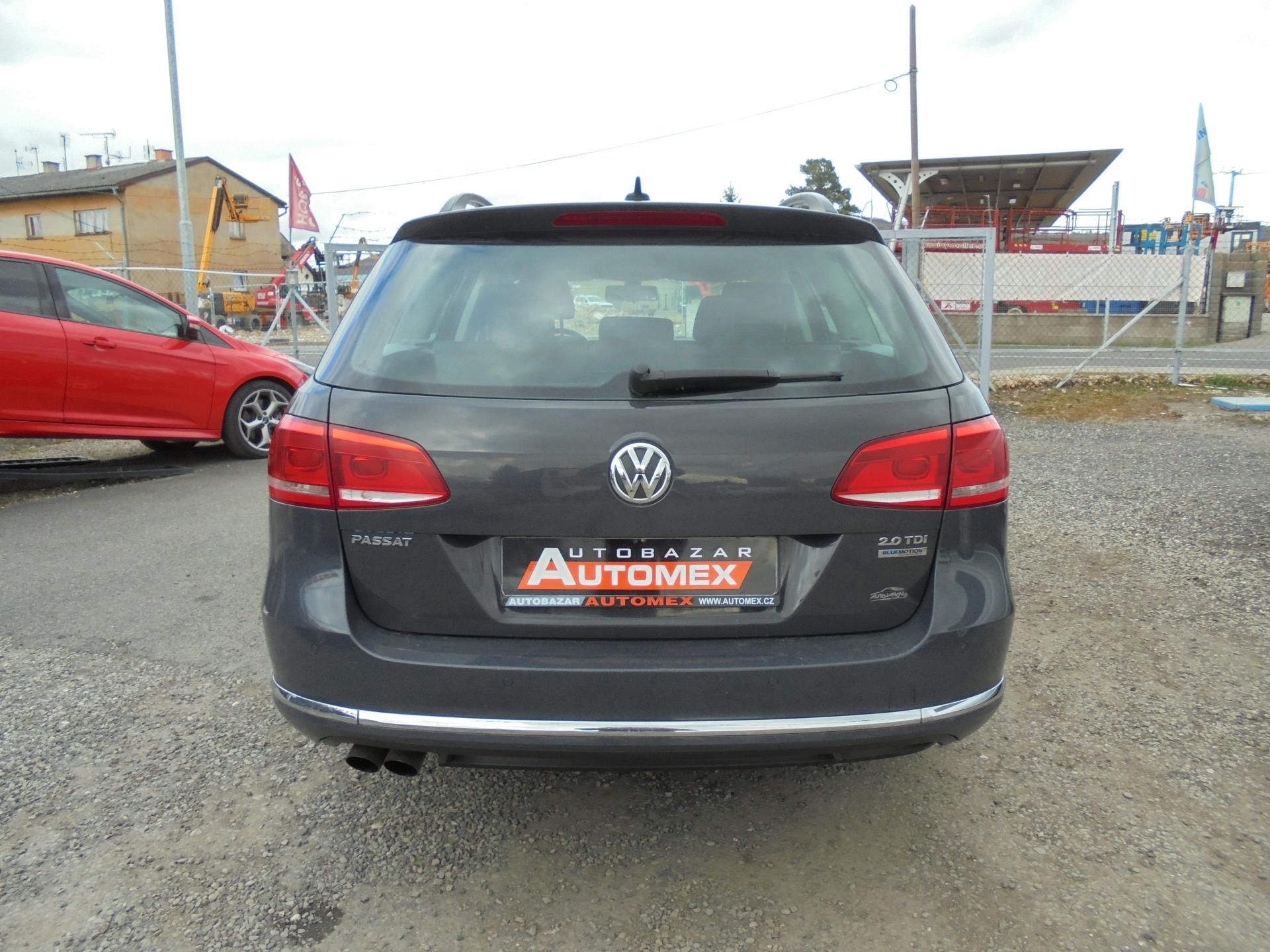 Volkswagen Passat, 2.0TDI-103kw-NAVIGACE-ROZVODY - fotka 6