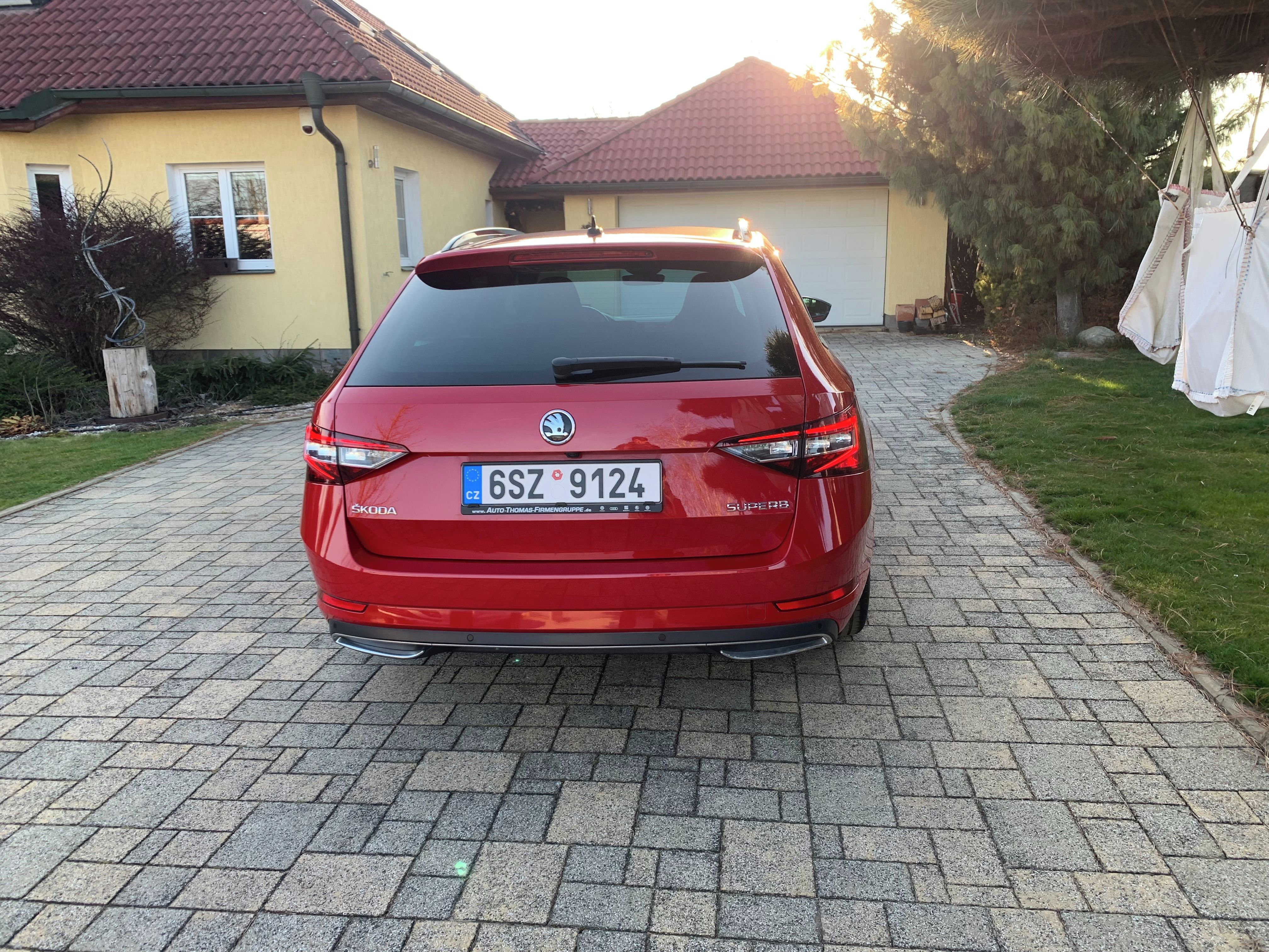 Škoda Superb, 2,0 TDI SPORT - fotka 4