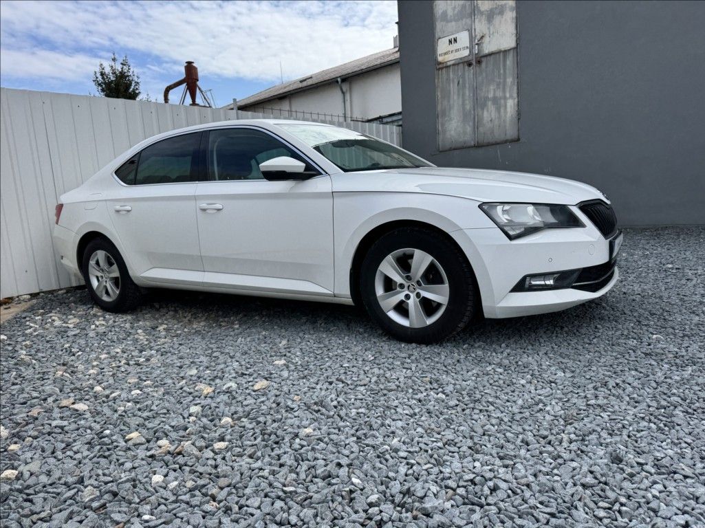 Škoda Superb, 2,0 TDI 140kW ACC