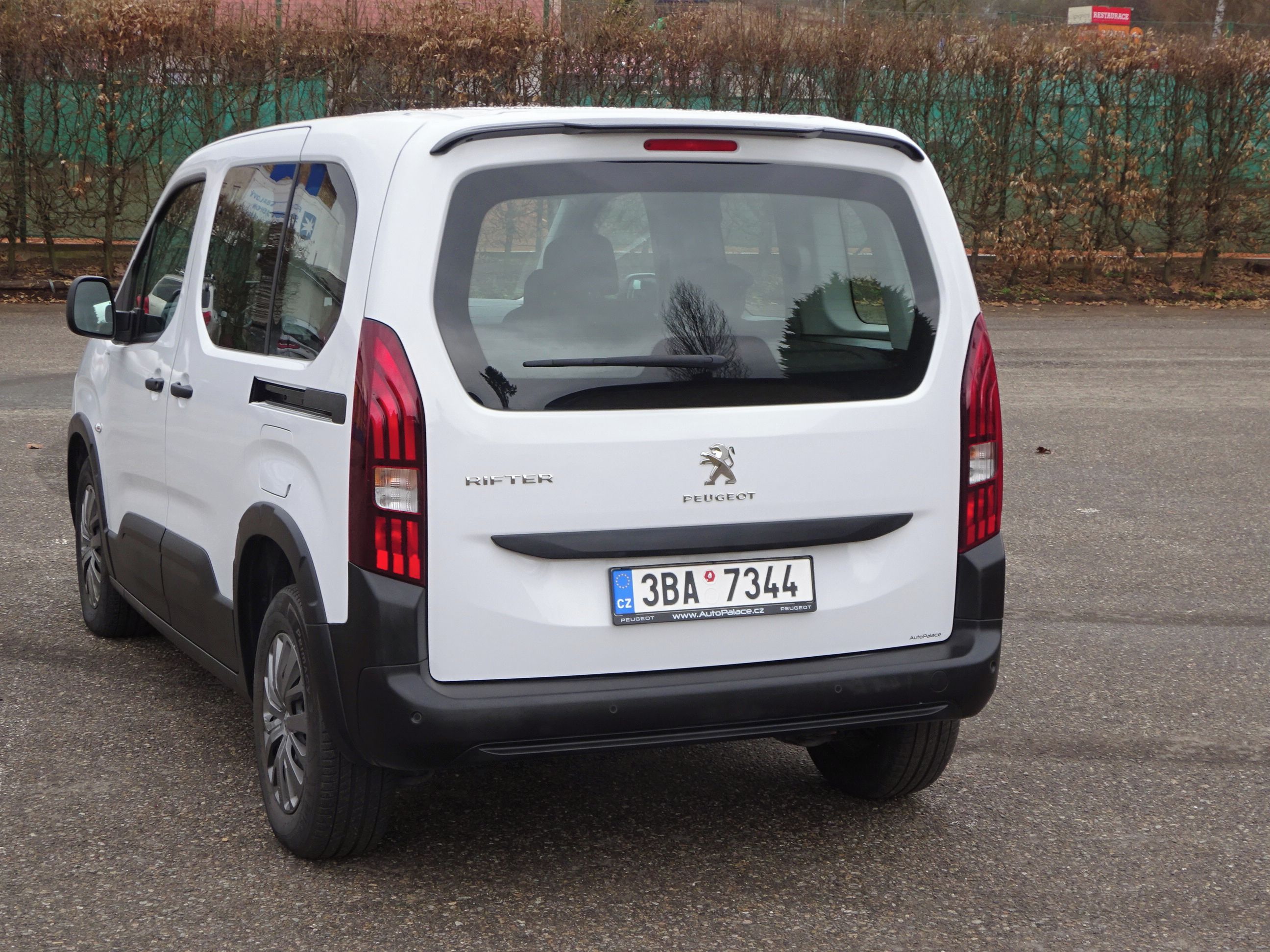 Peugeot Rifter, Active 1,5 BlueHDi (75 kW) ČR - fotka 4