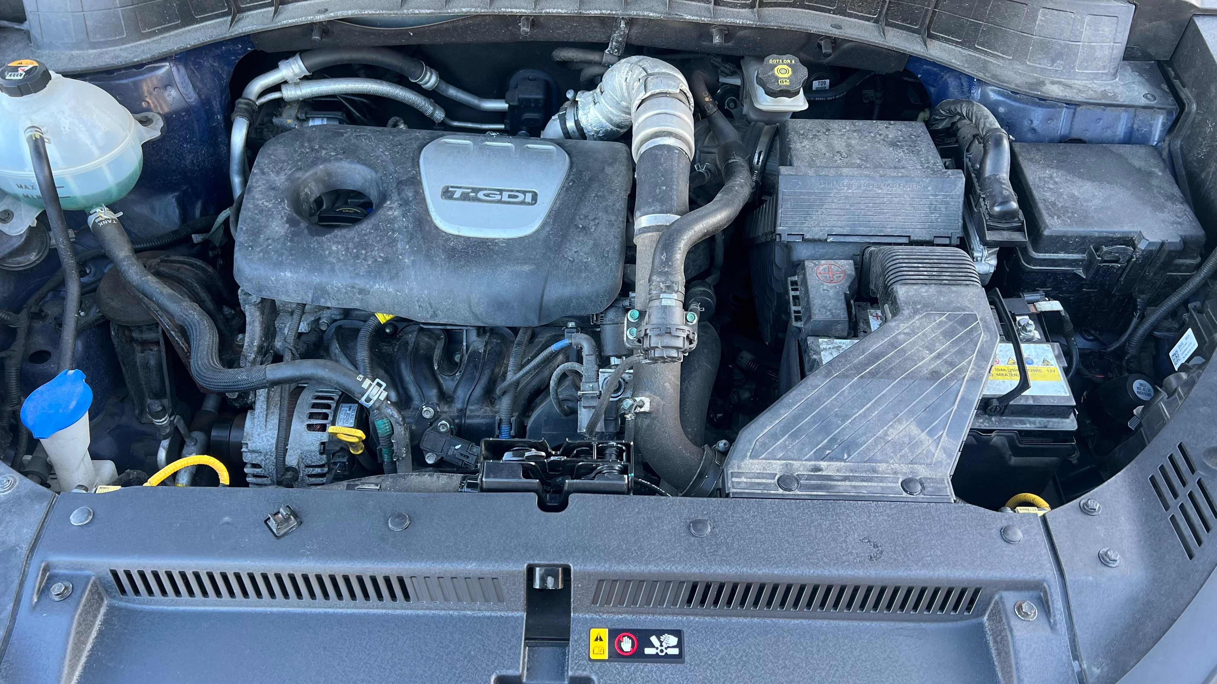 Hyundai Tucson, Hyundai Tucson 1.6T-GDI benzin - fotka 3