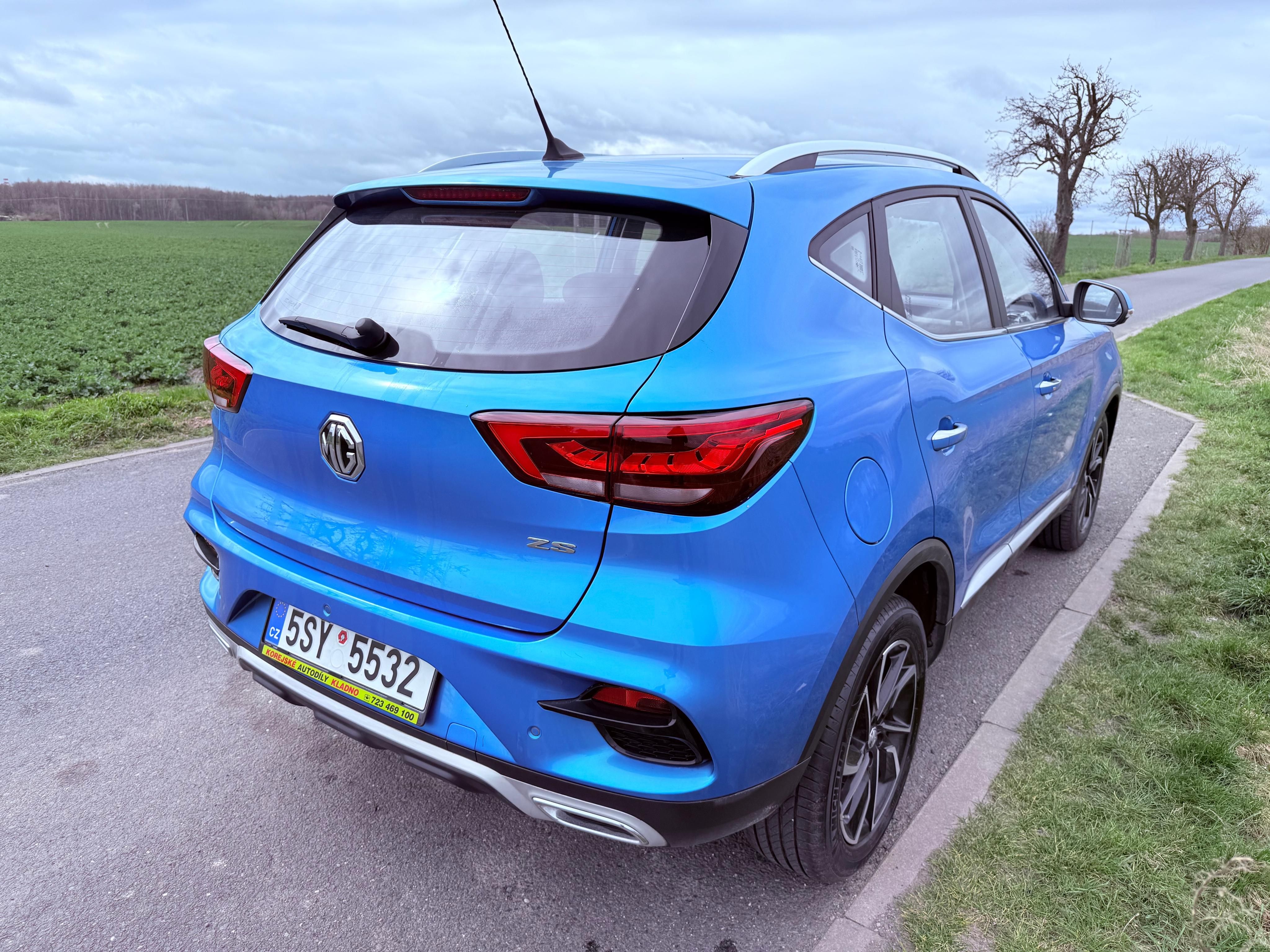 MG ZS, automat 1.0i turbo - fotka 3