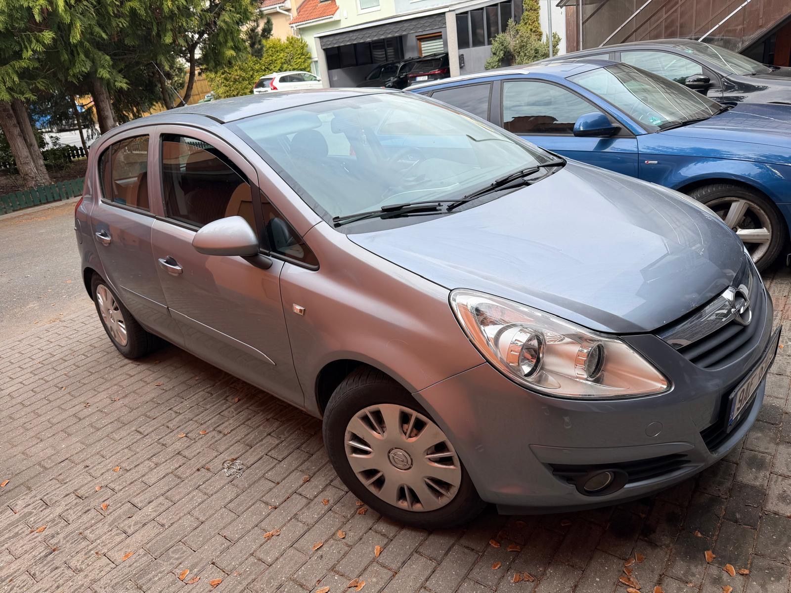 Opel Corsa, Opel Corsa 1.2 59 kW - fotka 4