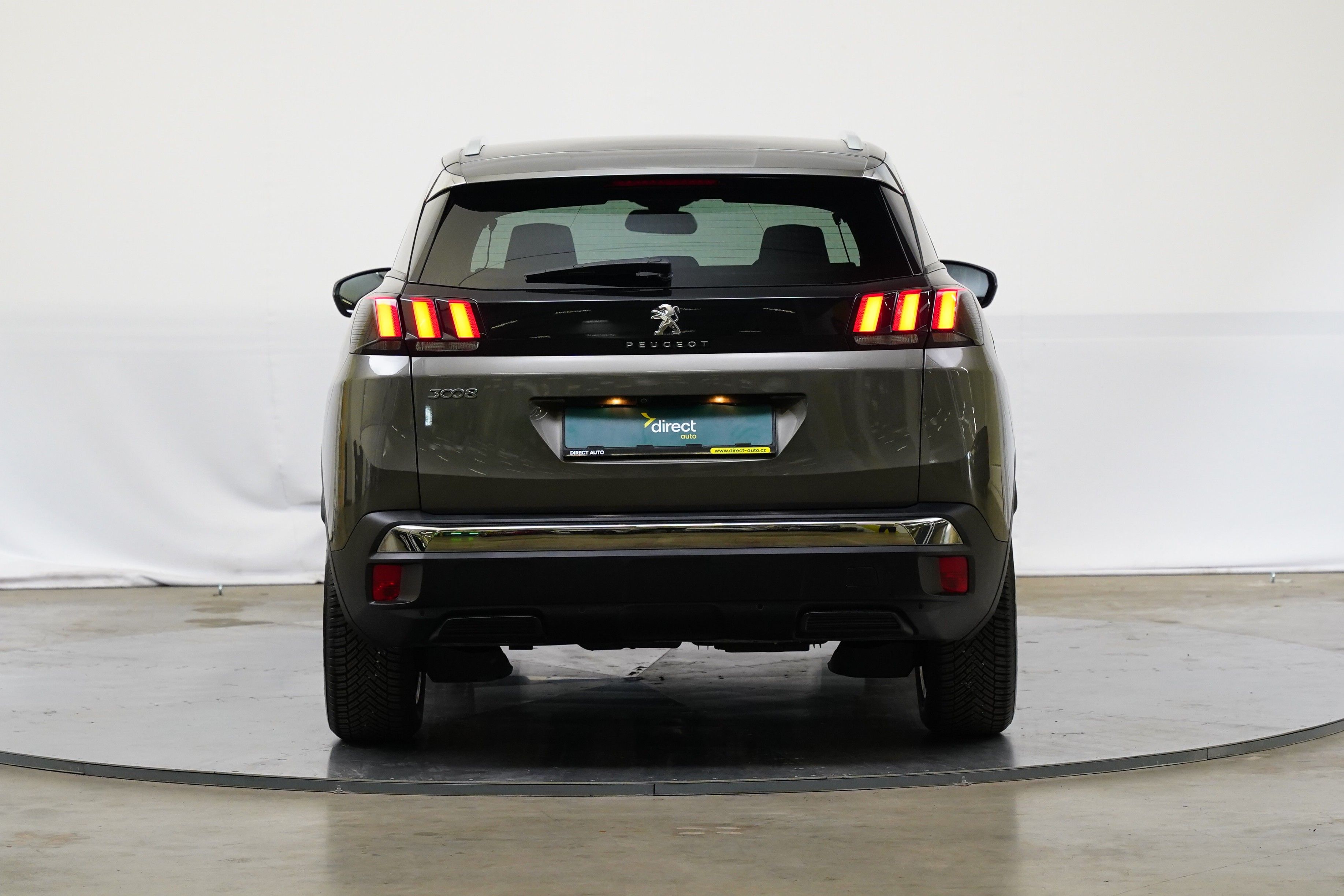 Peugeot 3008, 1.5 BlueHDI 96 kW Allure - fotka 6