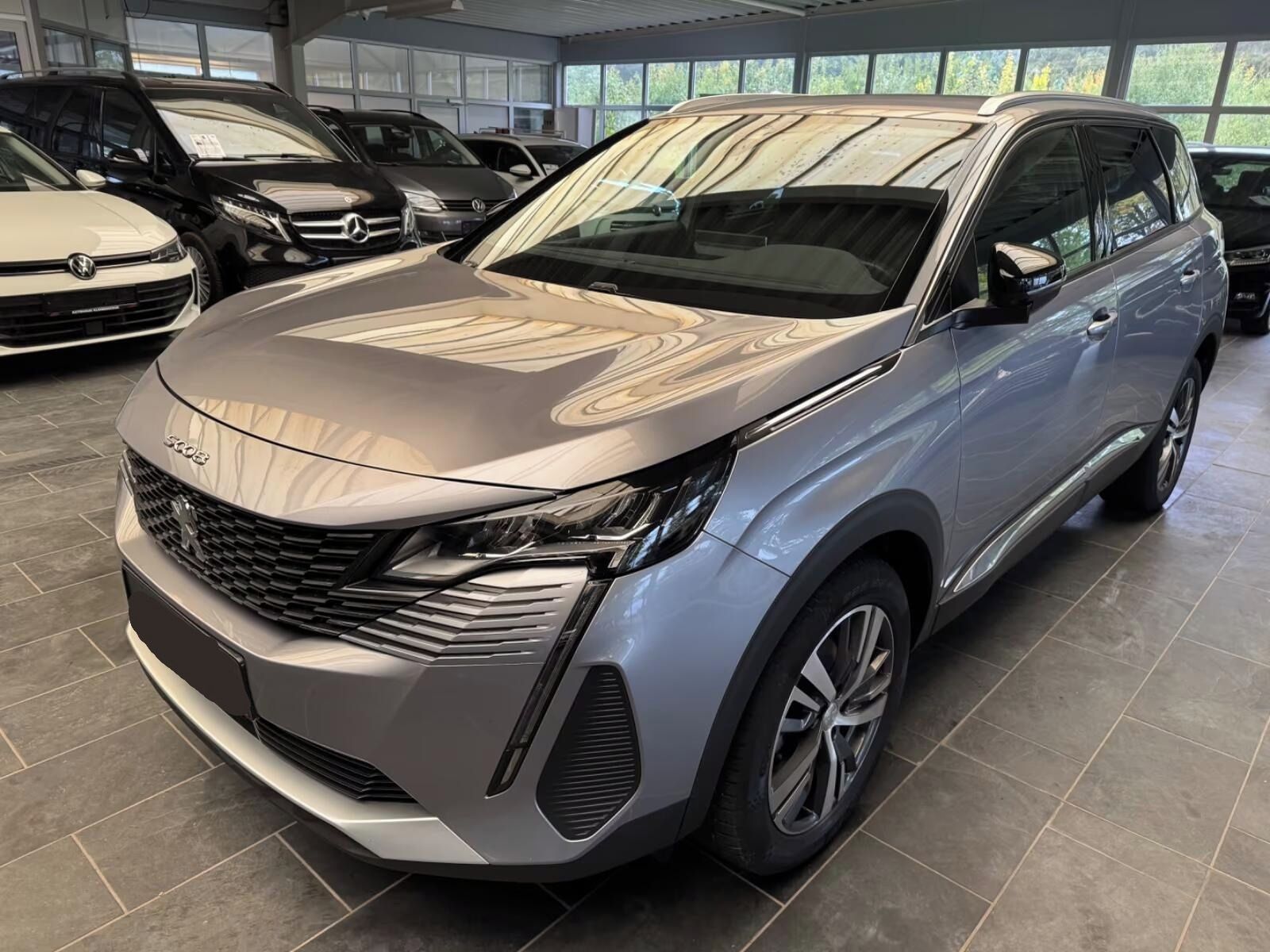 Peugeot 5008, 1.2 Allure Pack*7 míst*Navi*