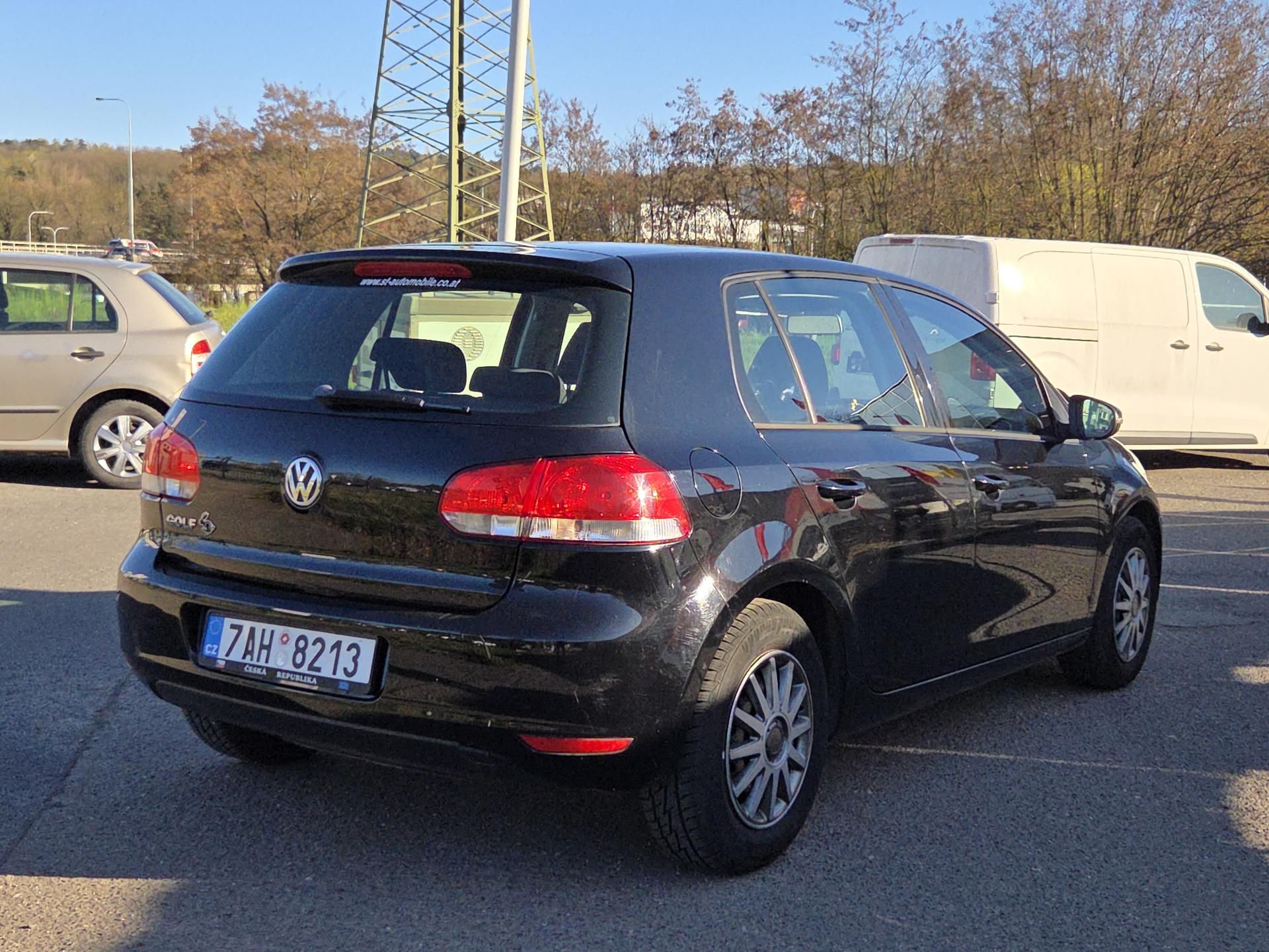 Volkswagen Golf, 1,2TSi  lze na splátky VŠEM! - fotka 4