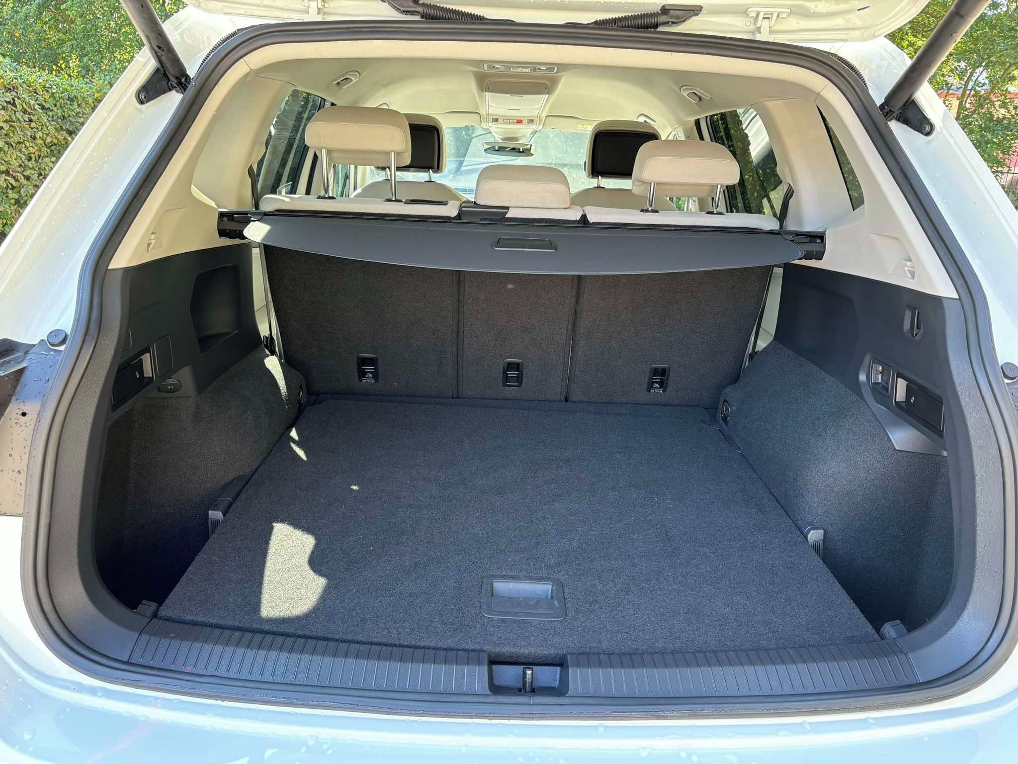 Volkswagen Tiguan Allspace, 2.0 TDI 4X4 DSG Led,Highl - fotka 2
