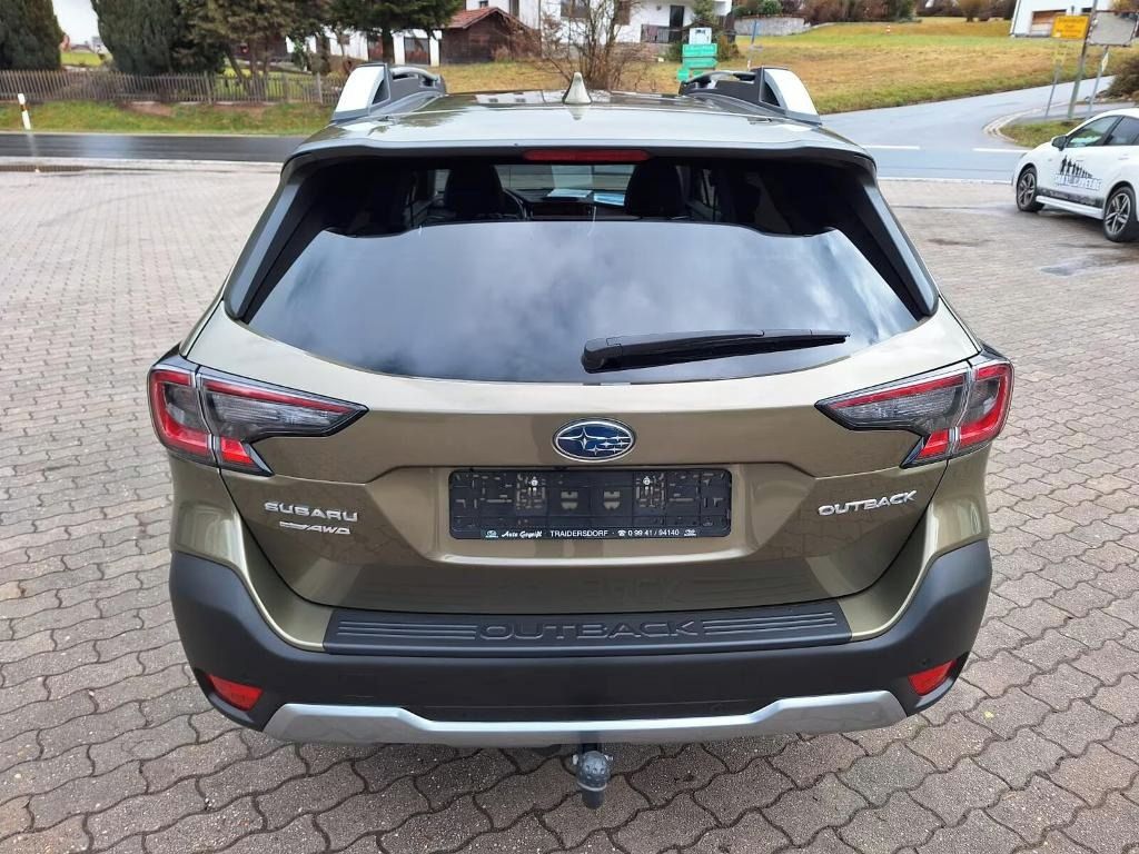 Subaru Outback, 2.5i Platinum Lineartronic - fotka 6