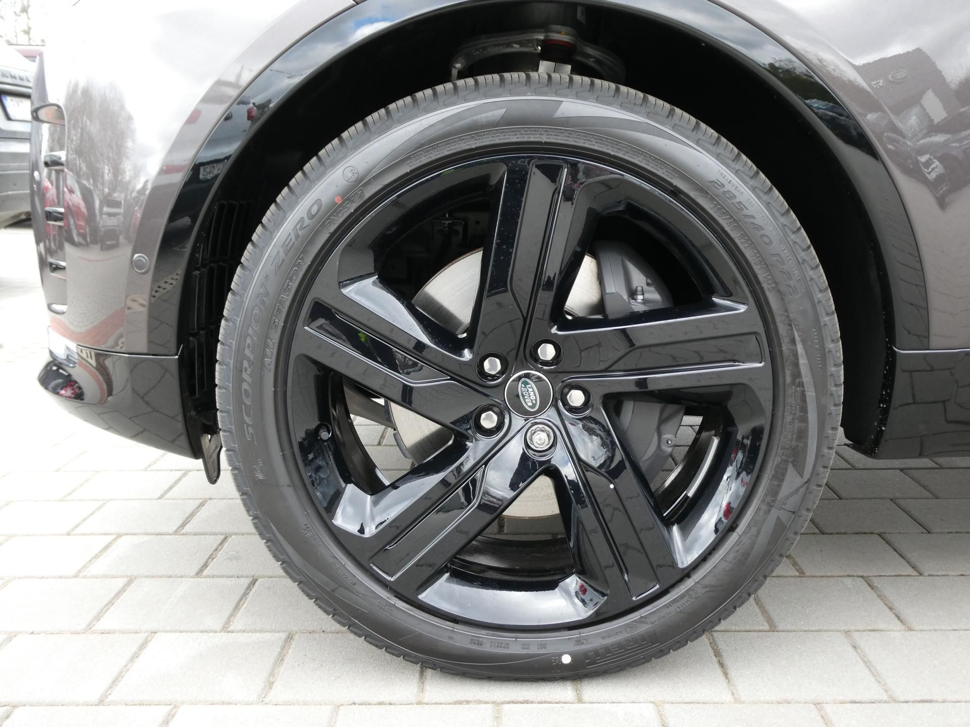 Land Rover Discovery, 5 3,0  Dynamic HSE D350 - fotka 2