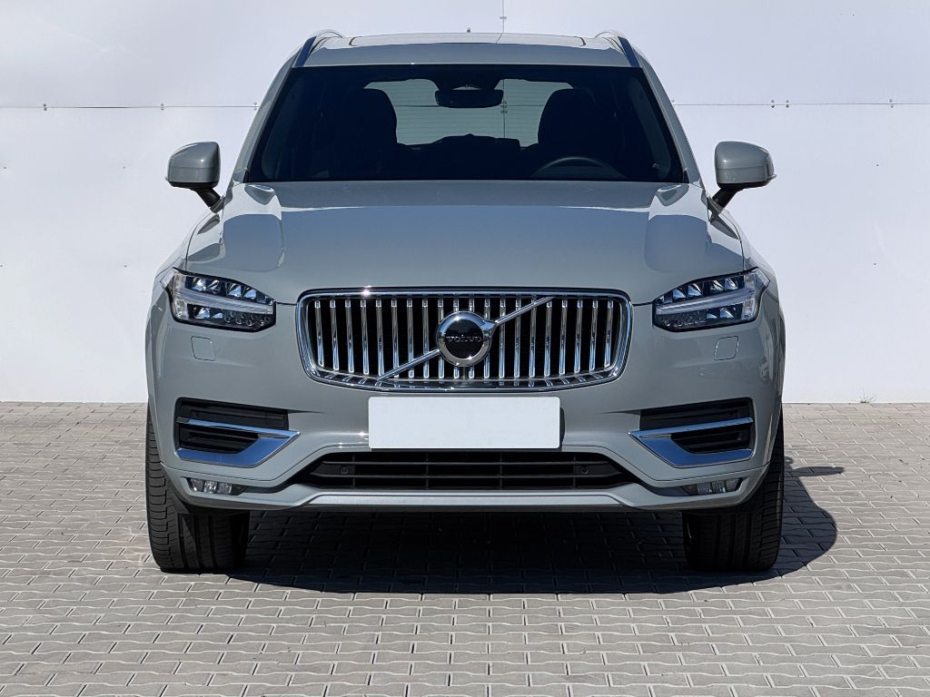 Volvo XC90, Plus Bright B5 AWD 173kW - fotka 3